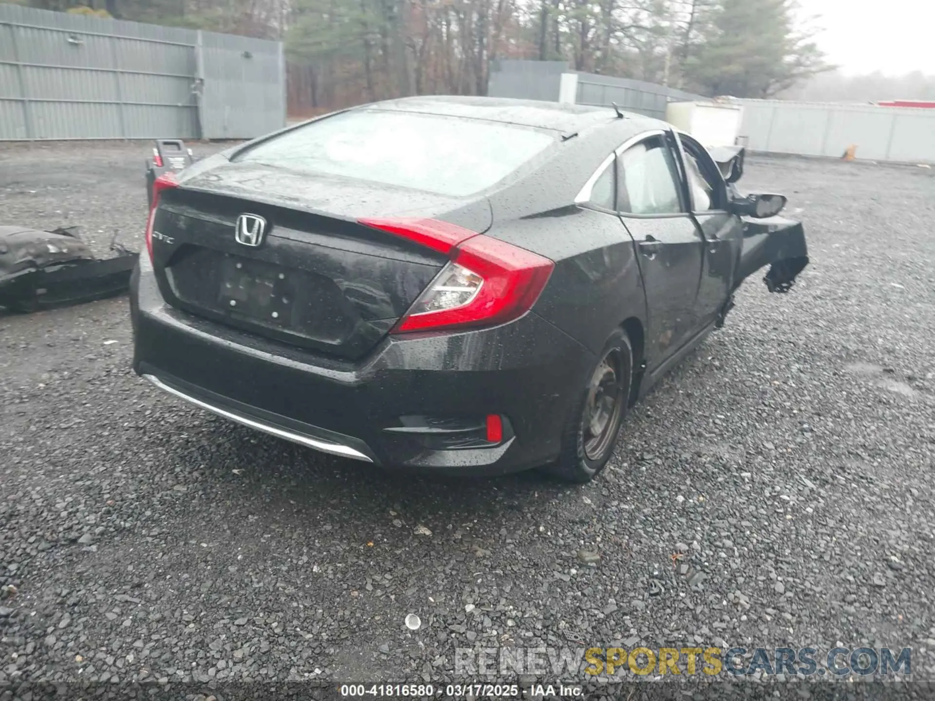 4 Photograph of a damaged car 2HGFC2F6XLH531197 HONDA CIVIC 2020