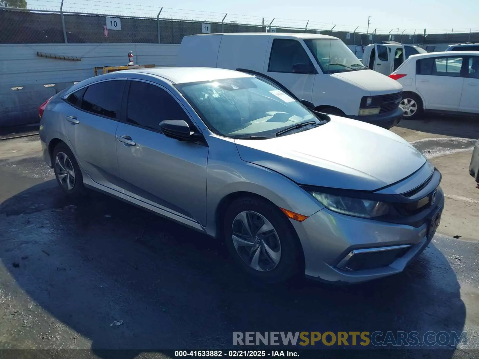 1 Photograph of a damaged car 2HGFC2F6XLH533726 HONDA CIVIC 2020