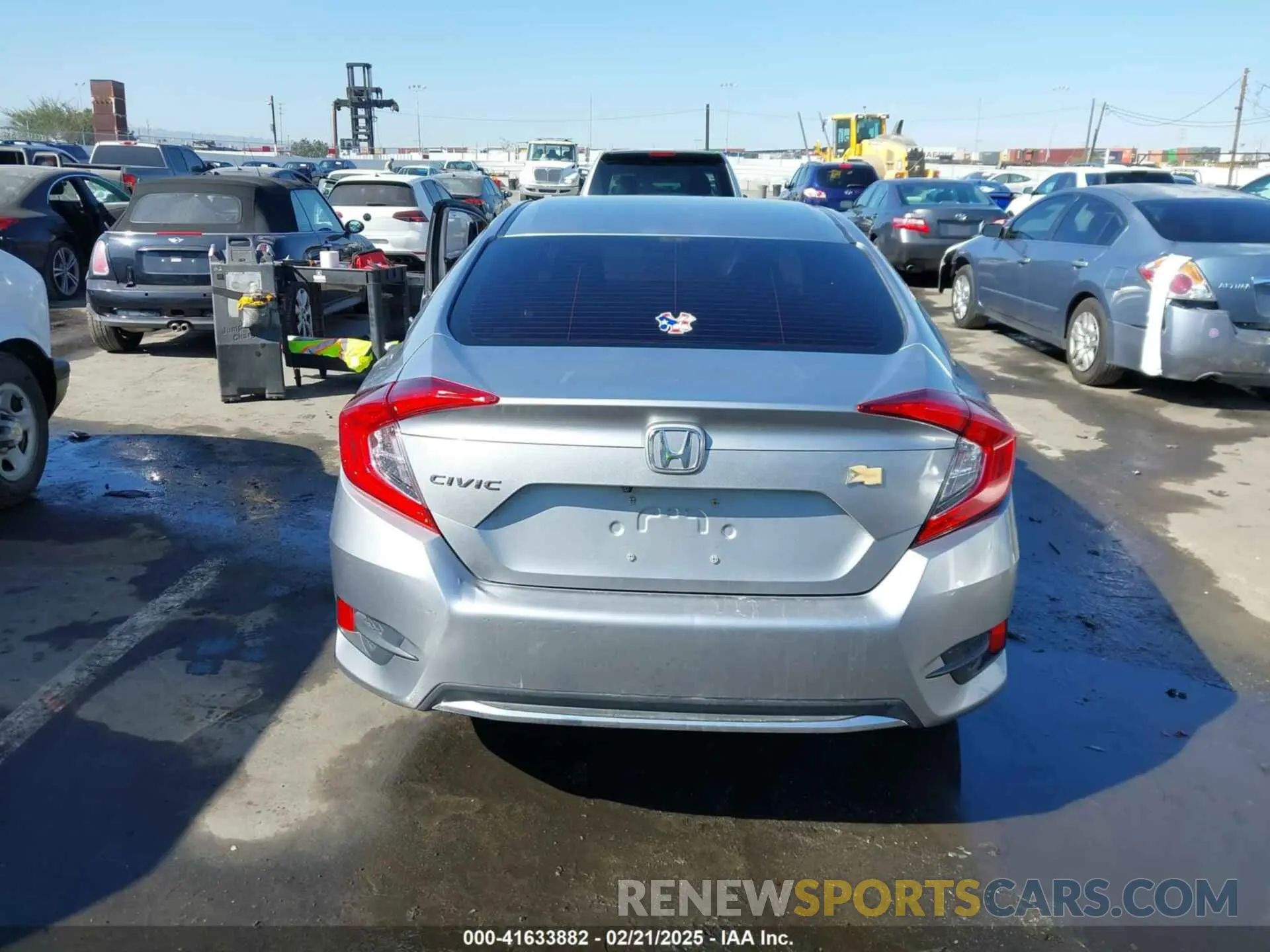16 Photograph of a damaged car 2HGFC2F6XLH533726 HONDA CIVIC 2020