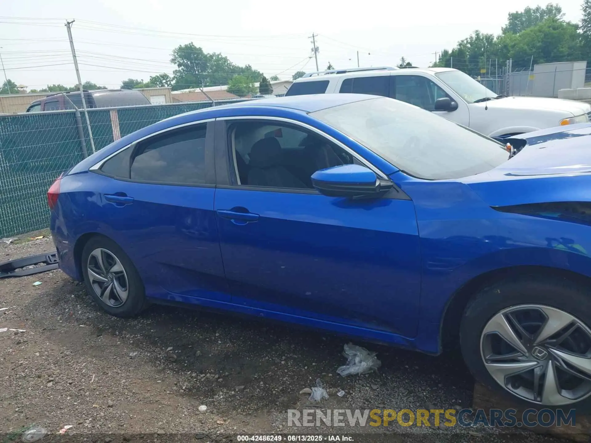 14 Photograph of a damaged car 2HGFC2F6XLH558769 HONDA CIVIC 2020