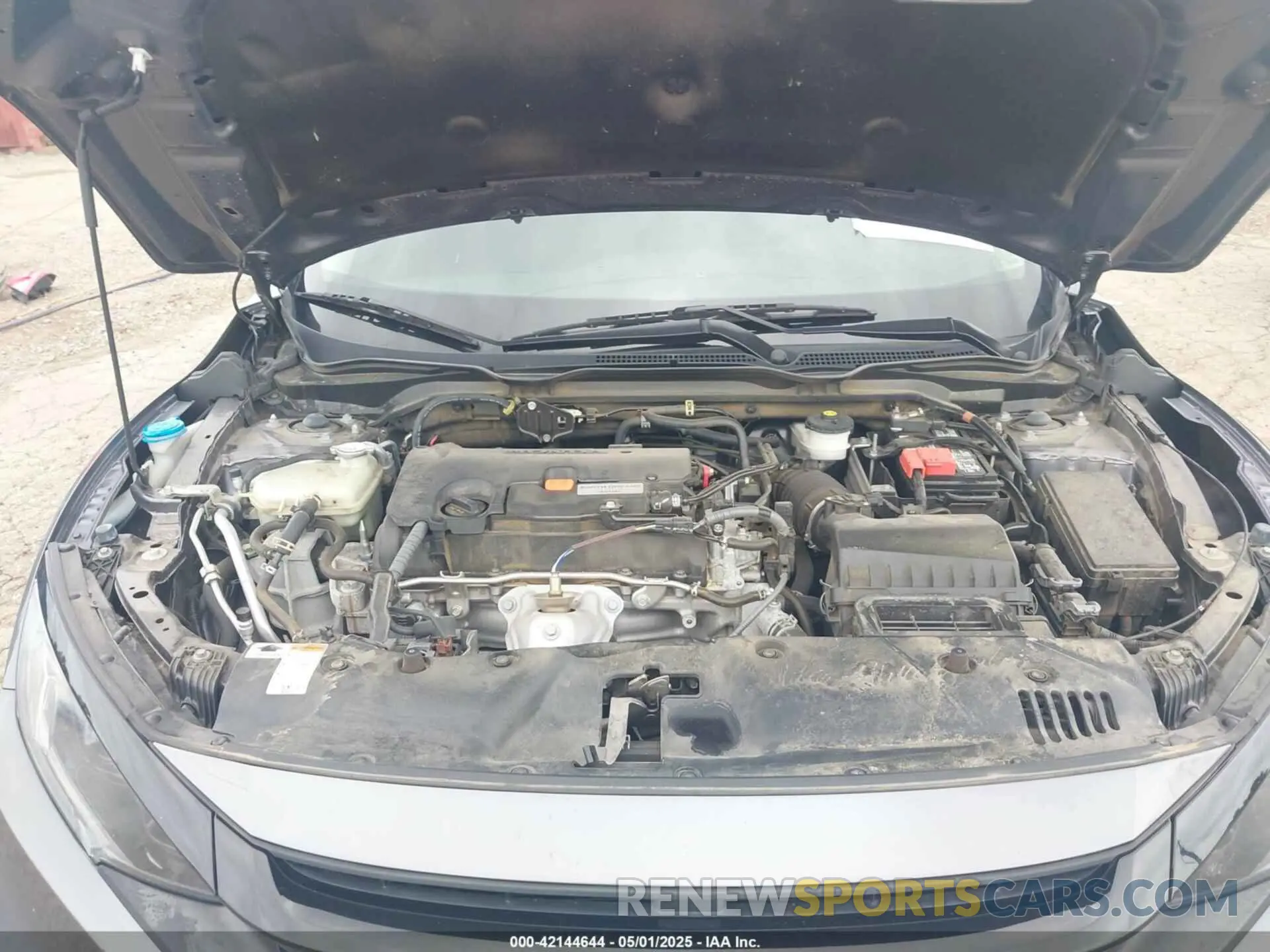 10 Photograph of a damaged car 2HGFC2F6XLH574597 HONDA CIVIC 2020