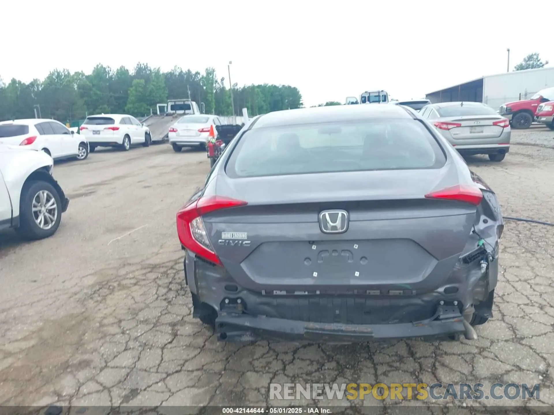17 Photograph of a damaged car 2HGFC2F6XLH574597 HONDA CIVIC 2020