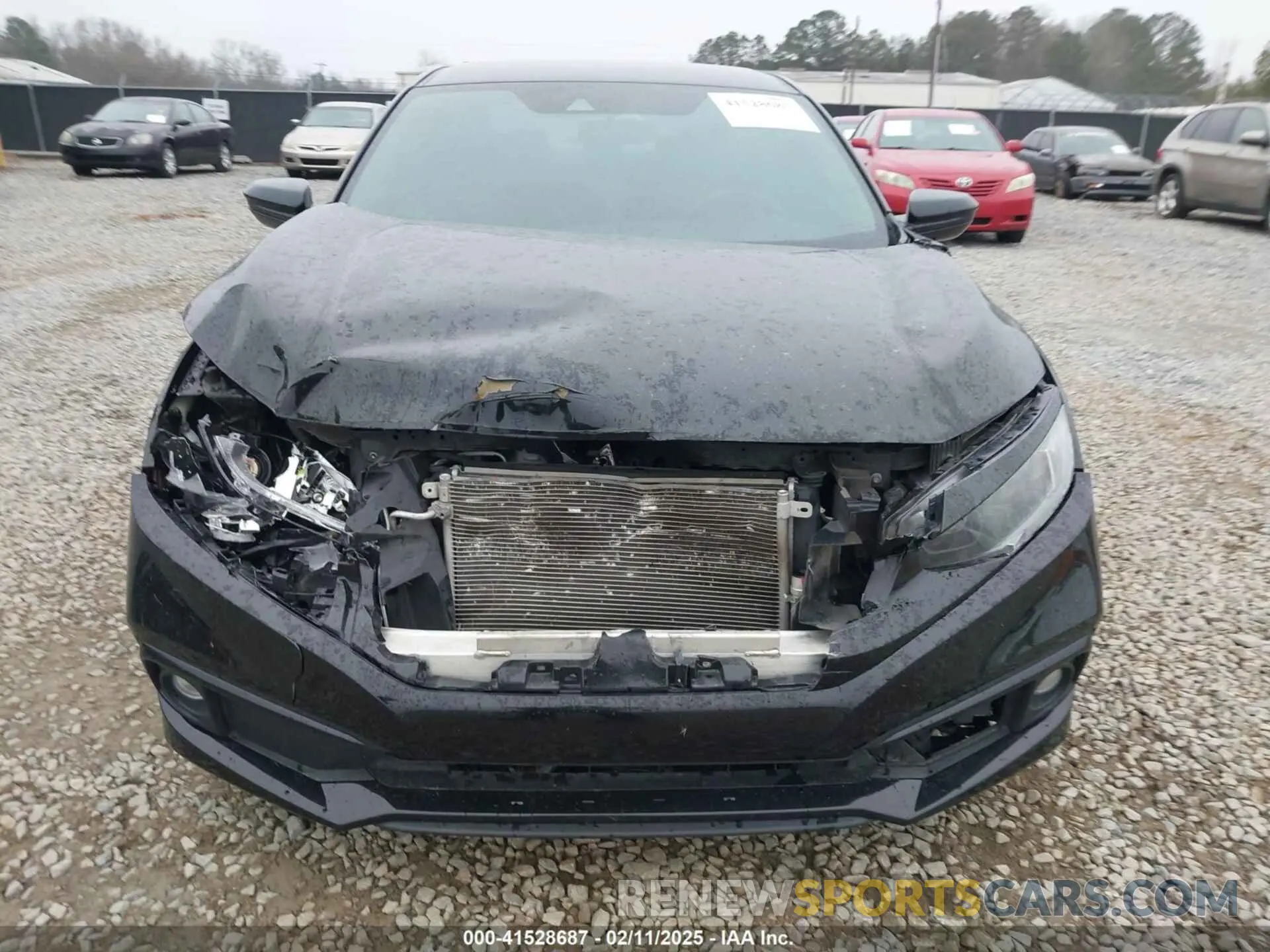12 Photograph of a damaged car 2HGFC2F80LH520582 HONDA CIVIC 2020
