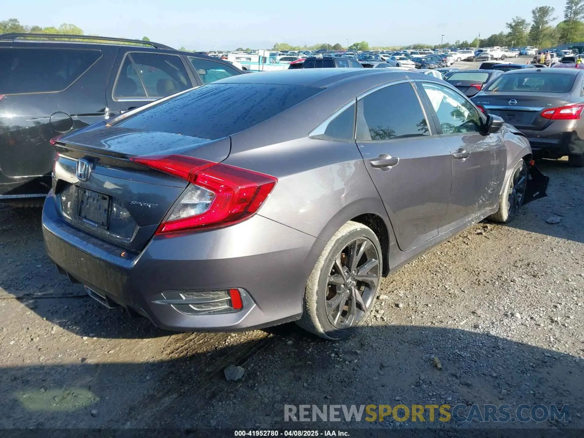 4 Photograph of a damaged car 2HGFC2F80LH552318 HONDA CIVIC 2020