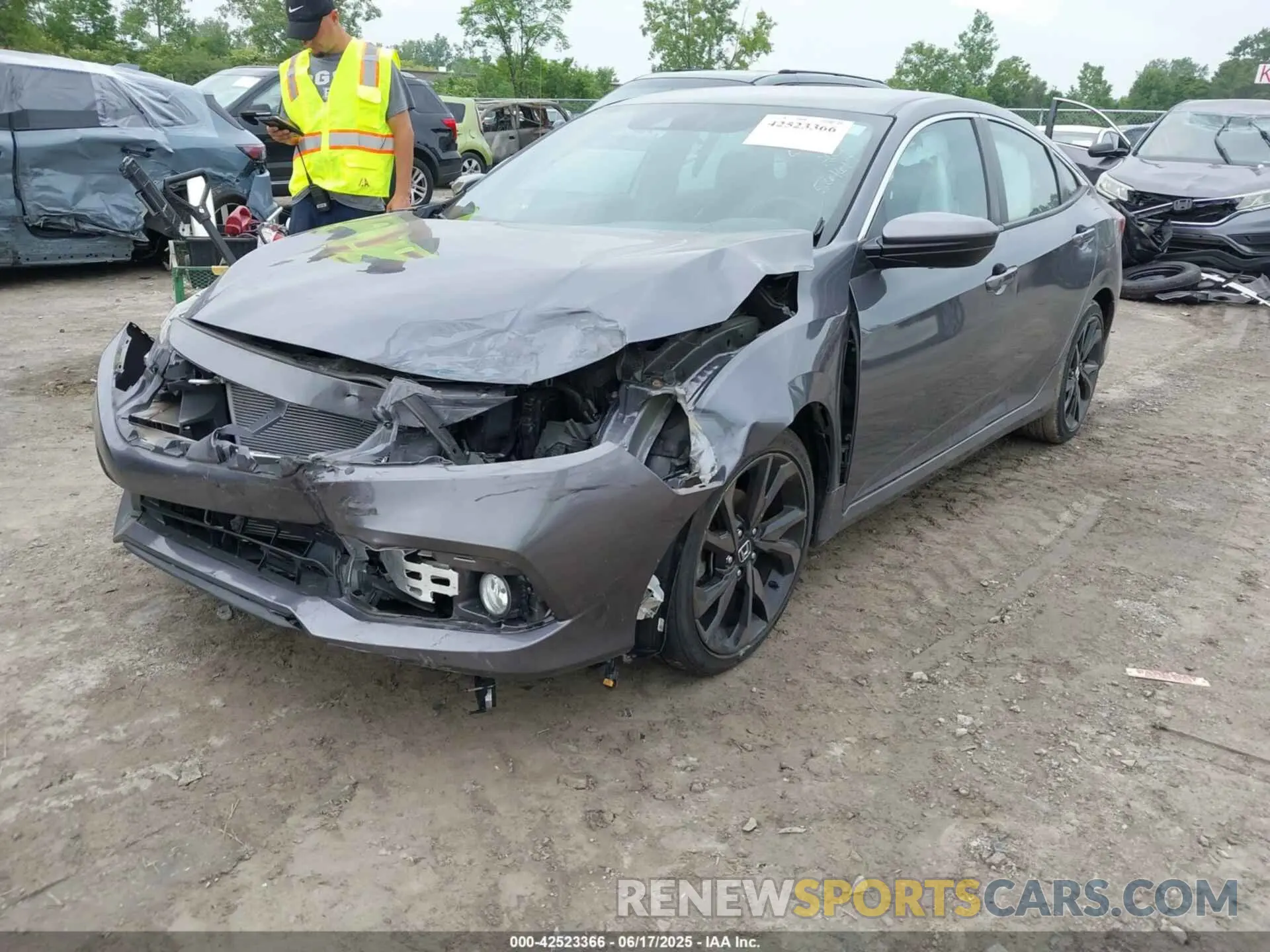 2 Photograph of a damaged car 2HGFC2F80LH561617 HONDA CIVIC 2020