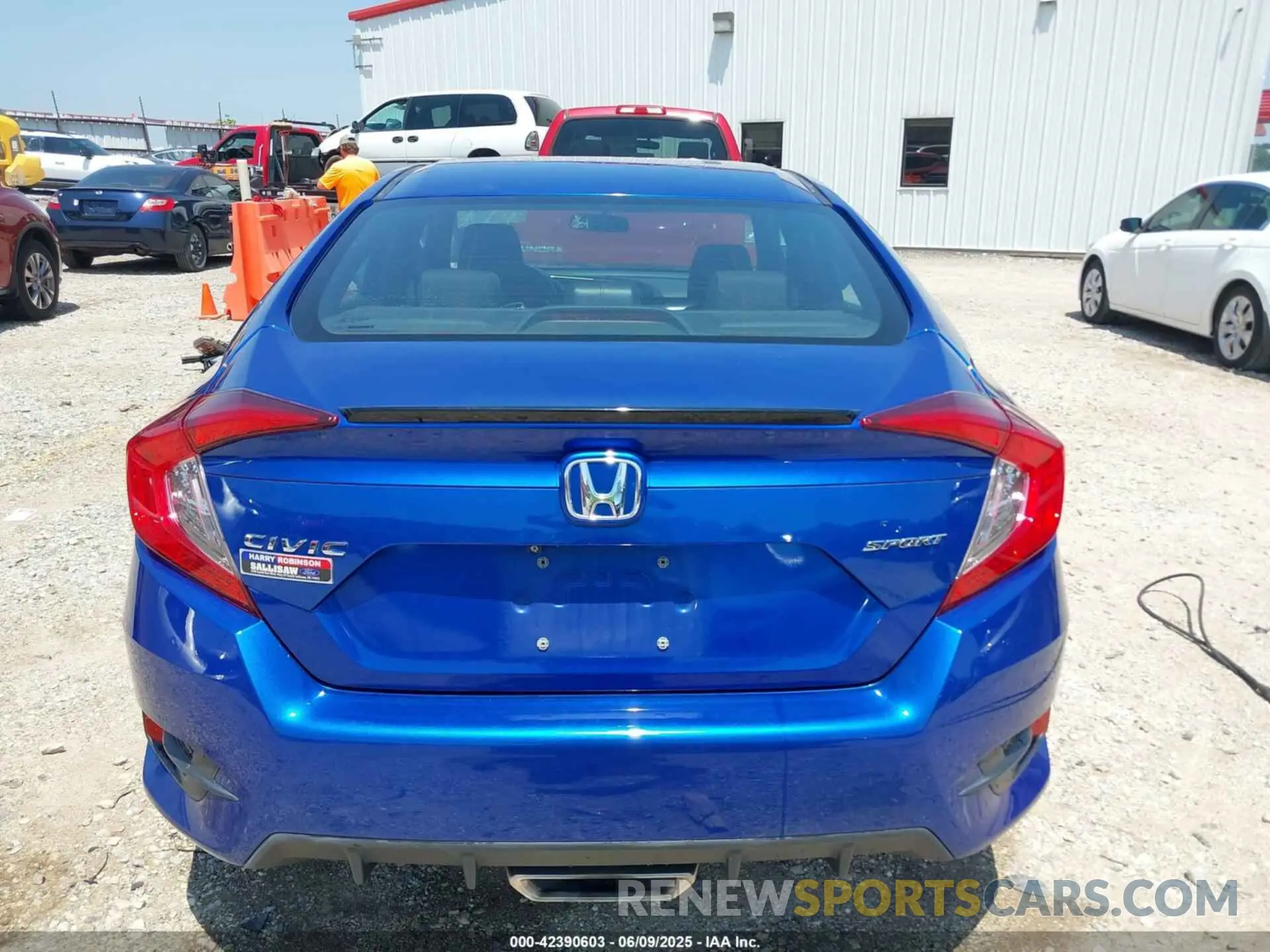 16 Photograph of a damaged car 2HGFC2F80LH573850 HONDA CIVIC 2020