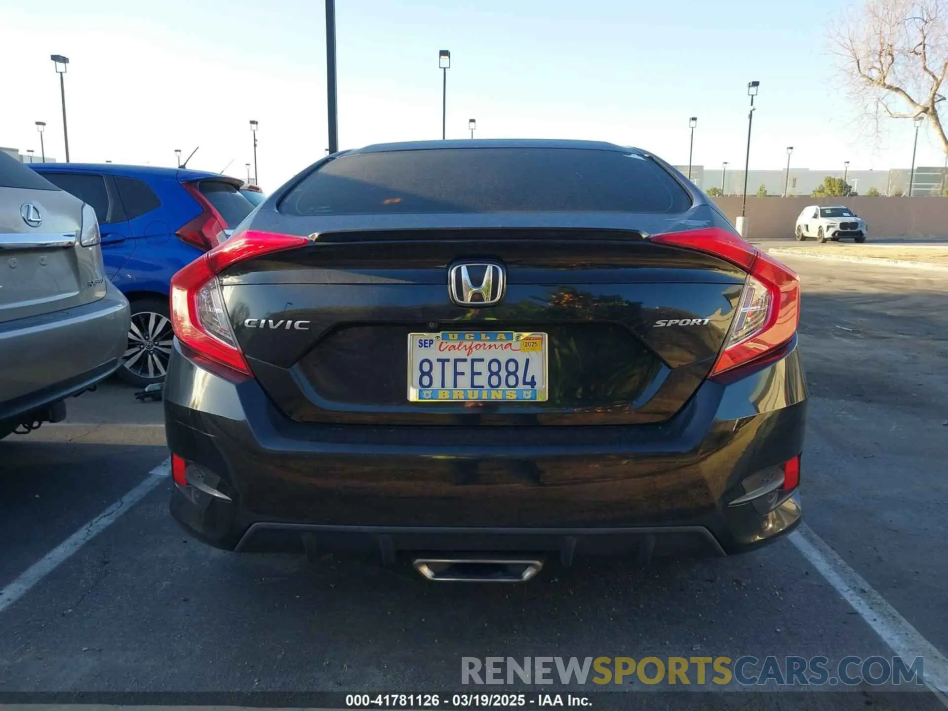 15 Photograph of a damaged car 2HGFC2F80LH574240 HONDA CIVIC 2020