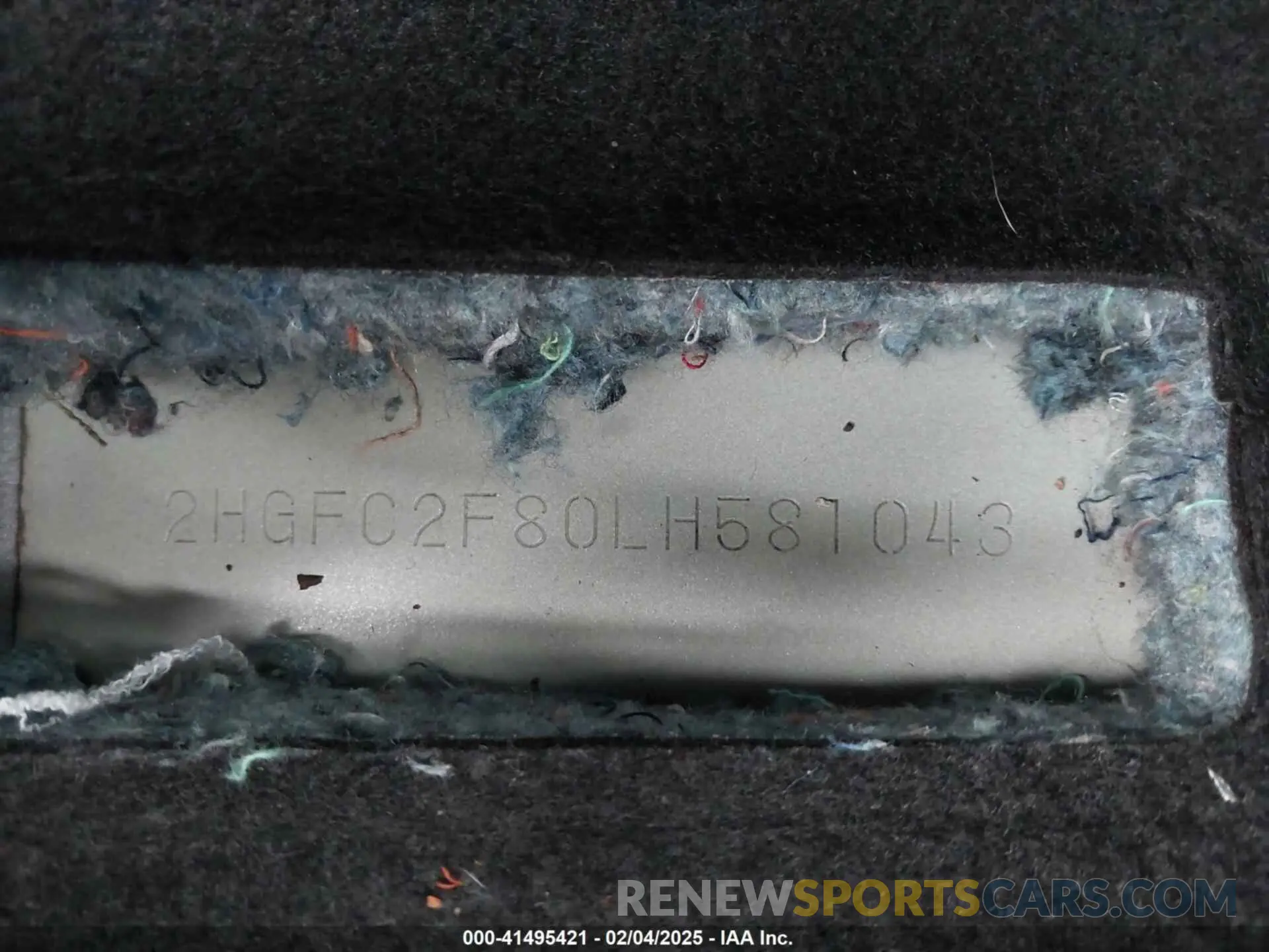 9 Photograph of a damaged car 2HGFC2F80LH581043 HONDA CIVIC 2020