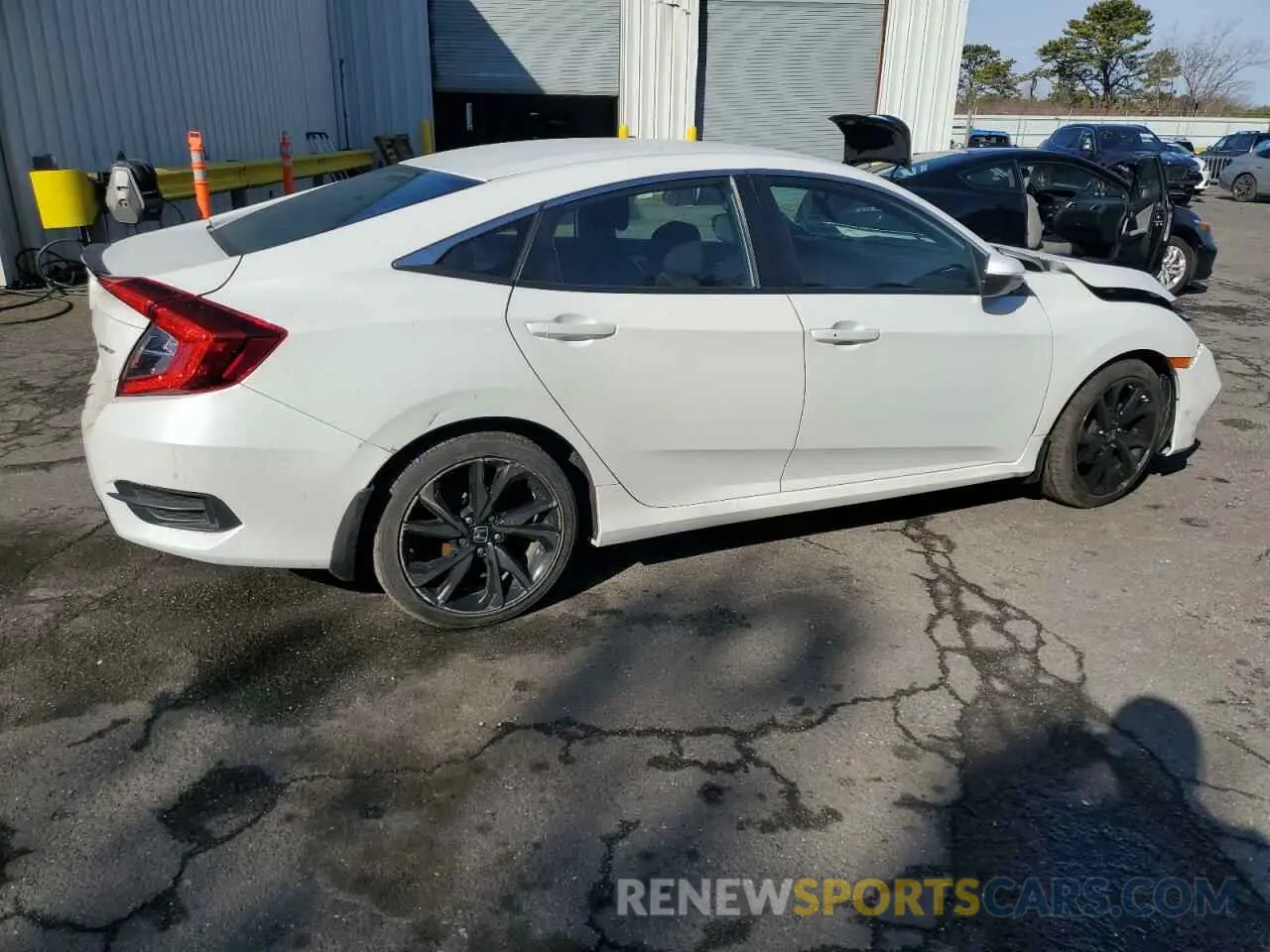 3 Photograph of a damaged car 2HGFC2F80LH596822 HONDA CIVIC 2020