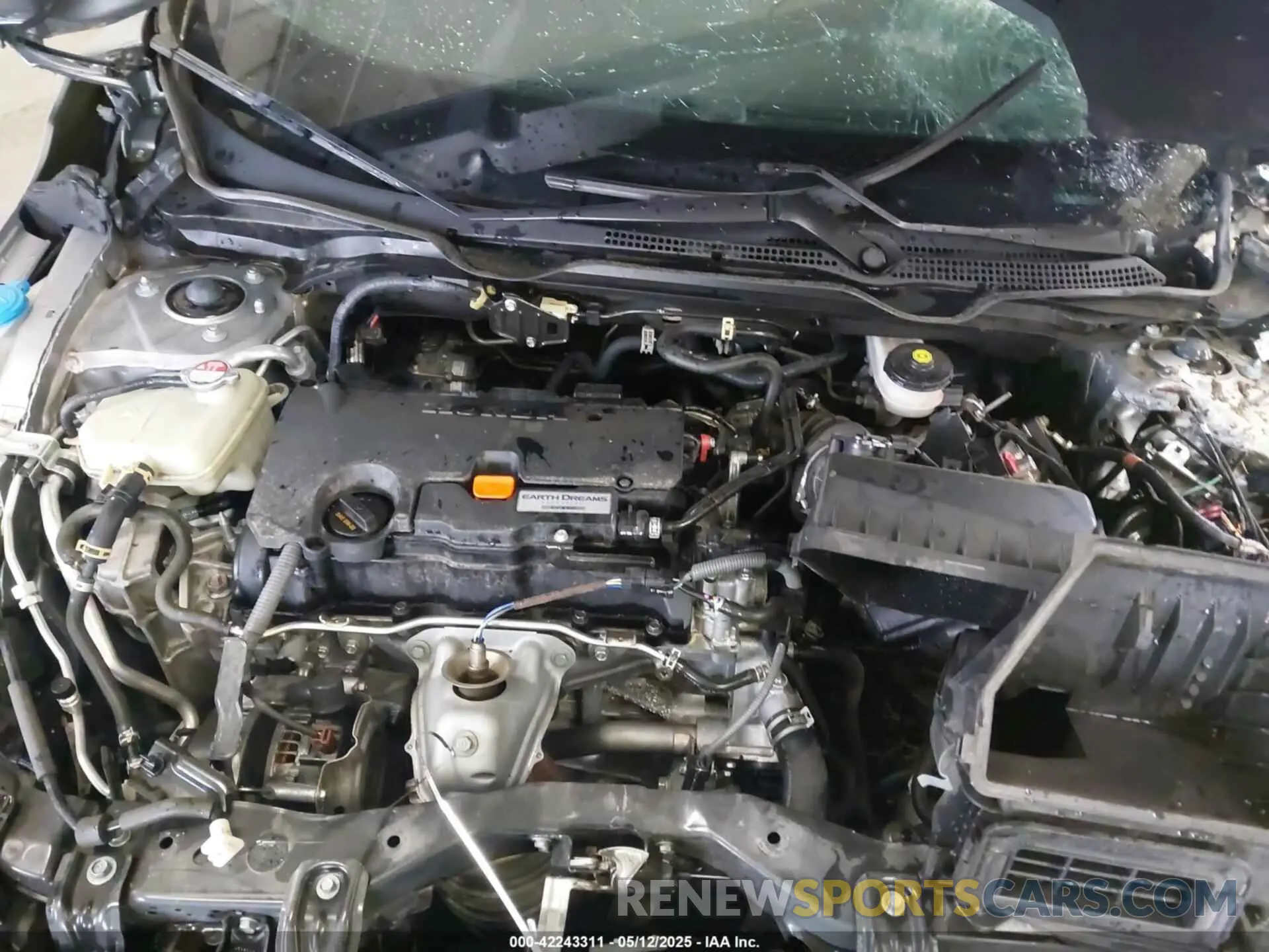 10 Photograph of a damaged car 2HGFC2F81LH541828 HONDA CIVIC 2020