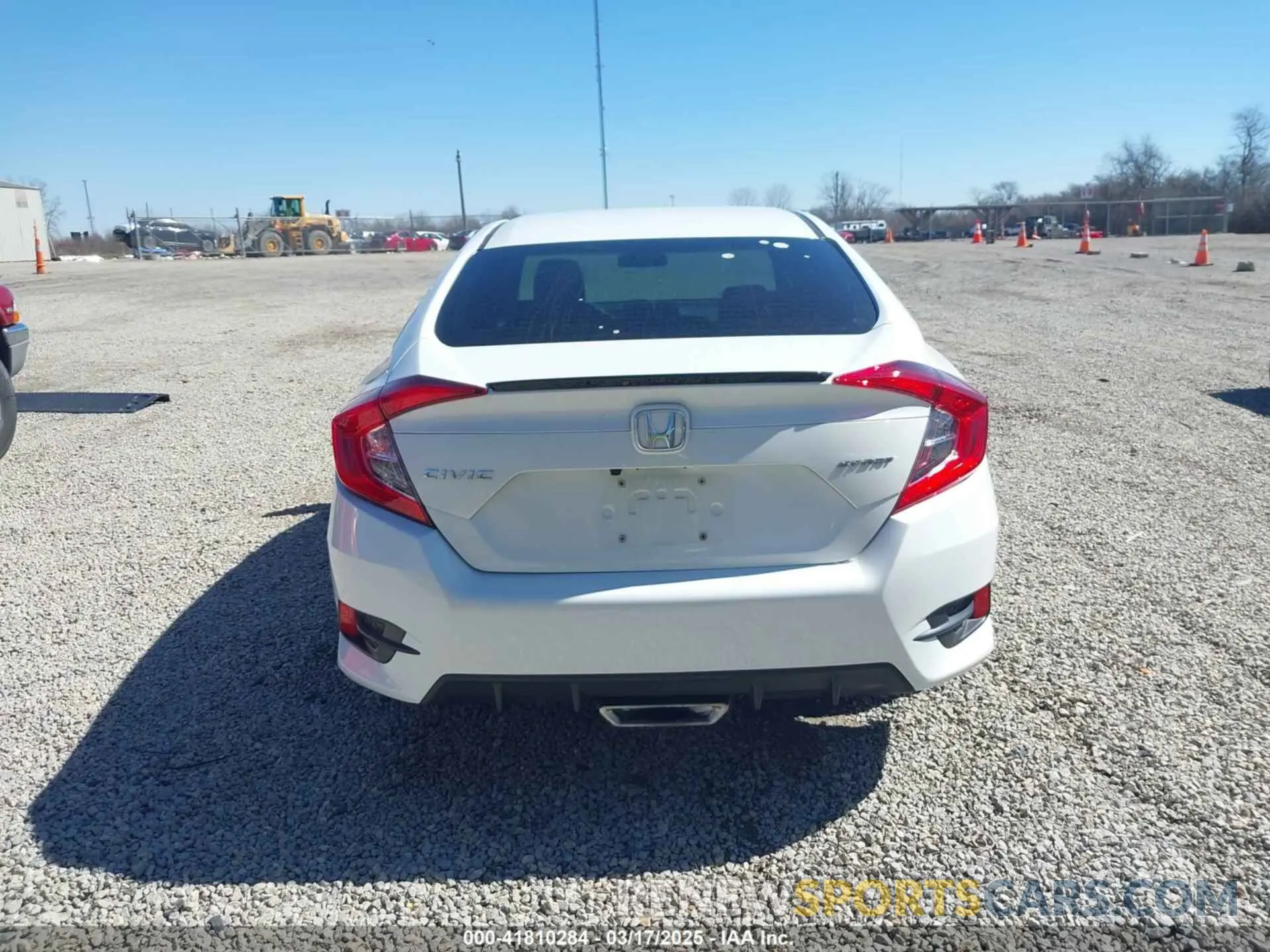 17 Photograph of a damaged car 2HGFC2F81LH551310 HONDA CIVIC 2020
