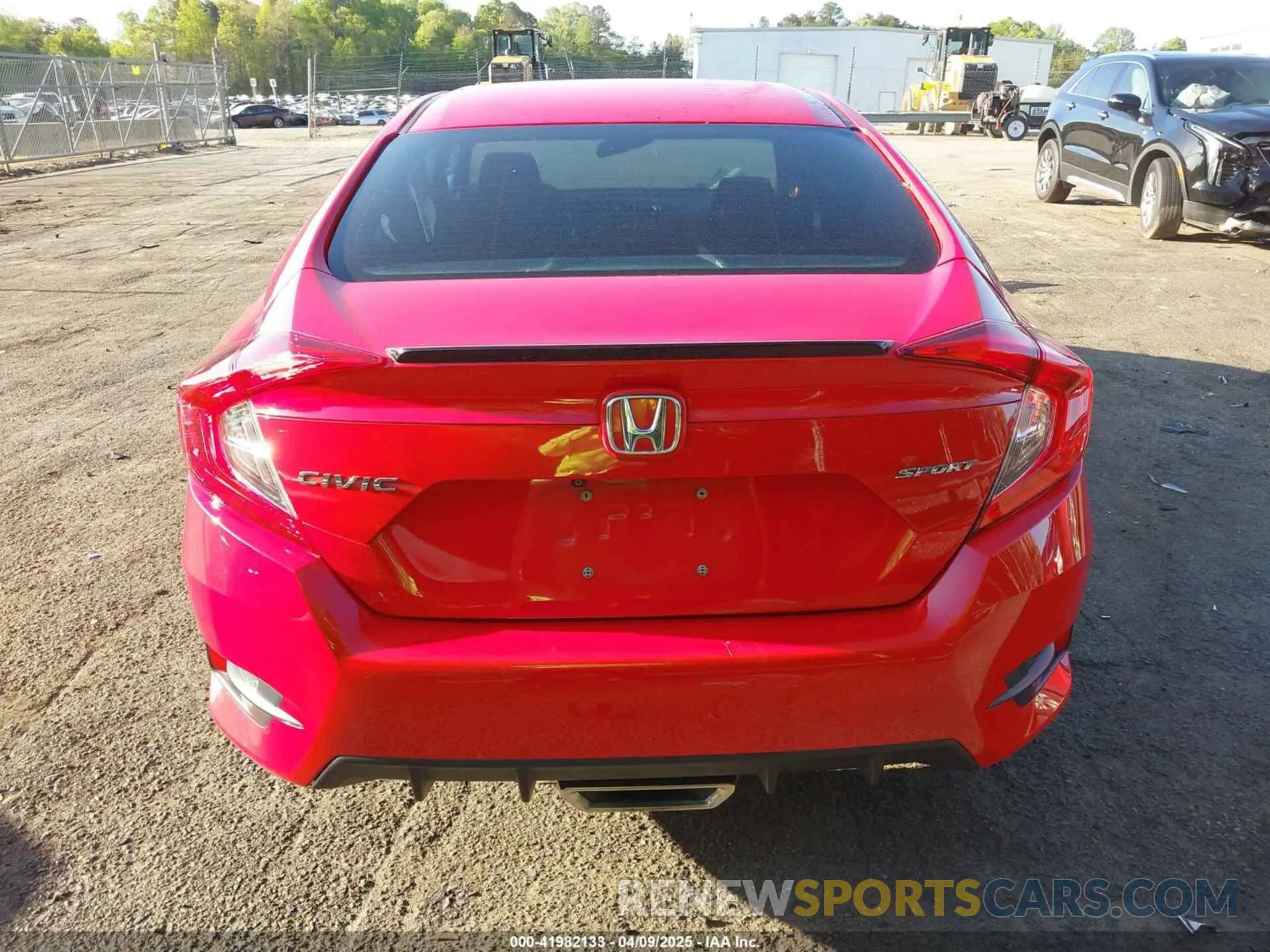 16 Photograph of a damaged car 2HGFC2F81LH555213 HONDA CIVIC 2020