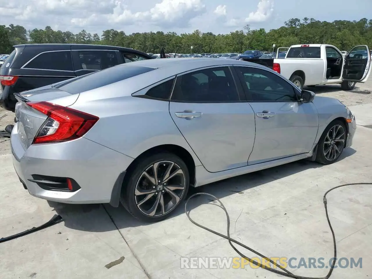 3 Photograph of a damaged car 2HGFC2F81LH589927 HONDA CIVIC 2020