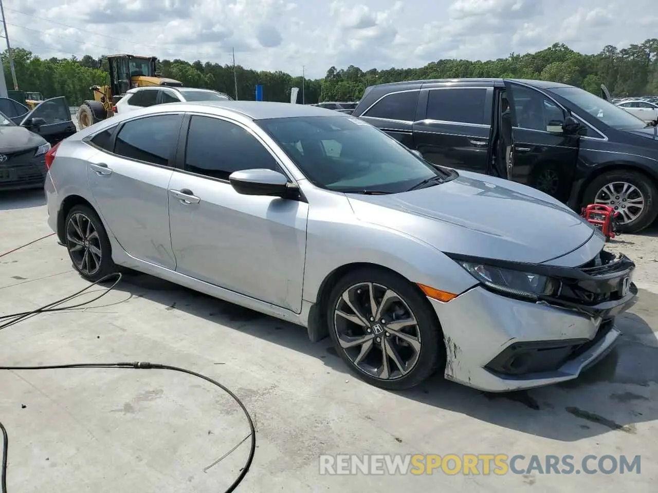 4 Photograph of a damaged car 2HGFC2F81LH589927 HONDA CIVIC 2020