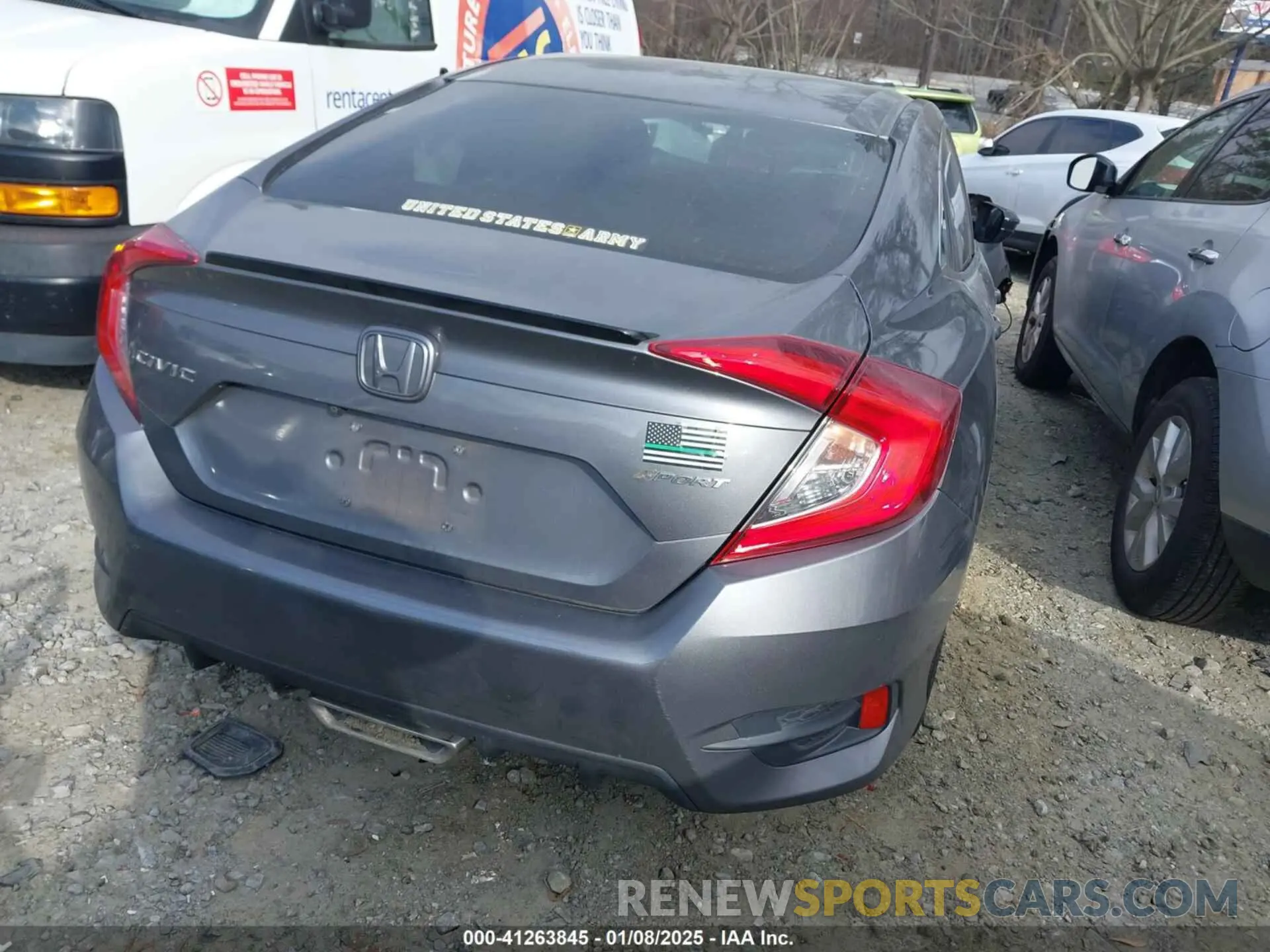 4 Photograph of a damaged car 2HGFC2F82LH513049 HONDA CIVIC 2020