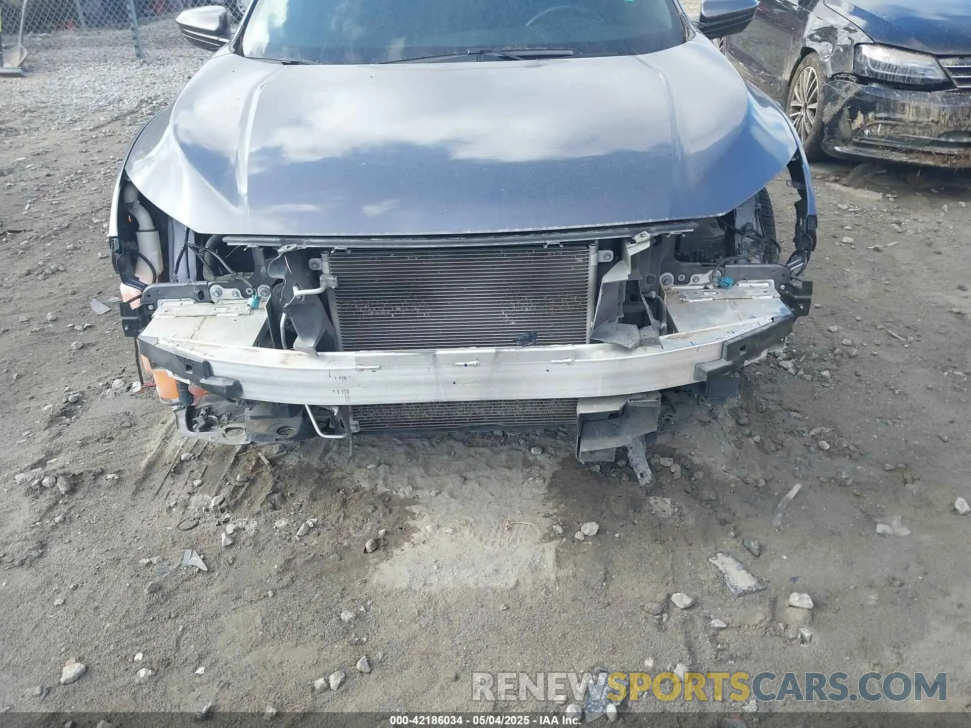 6 Photograph of a damaged car 2HGFC2F82LH561523 HONDA CIVIC 2020