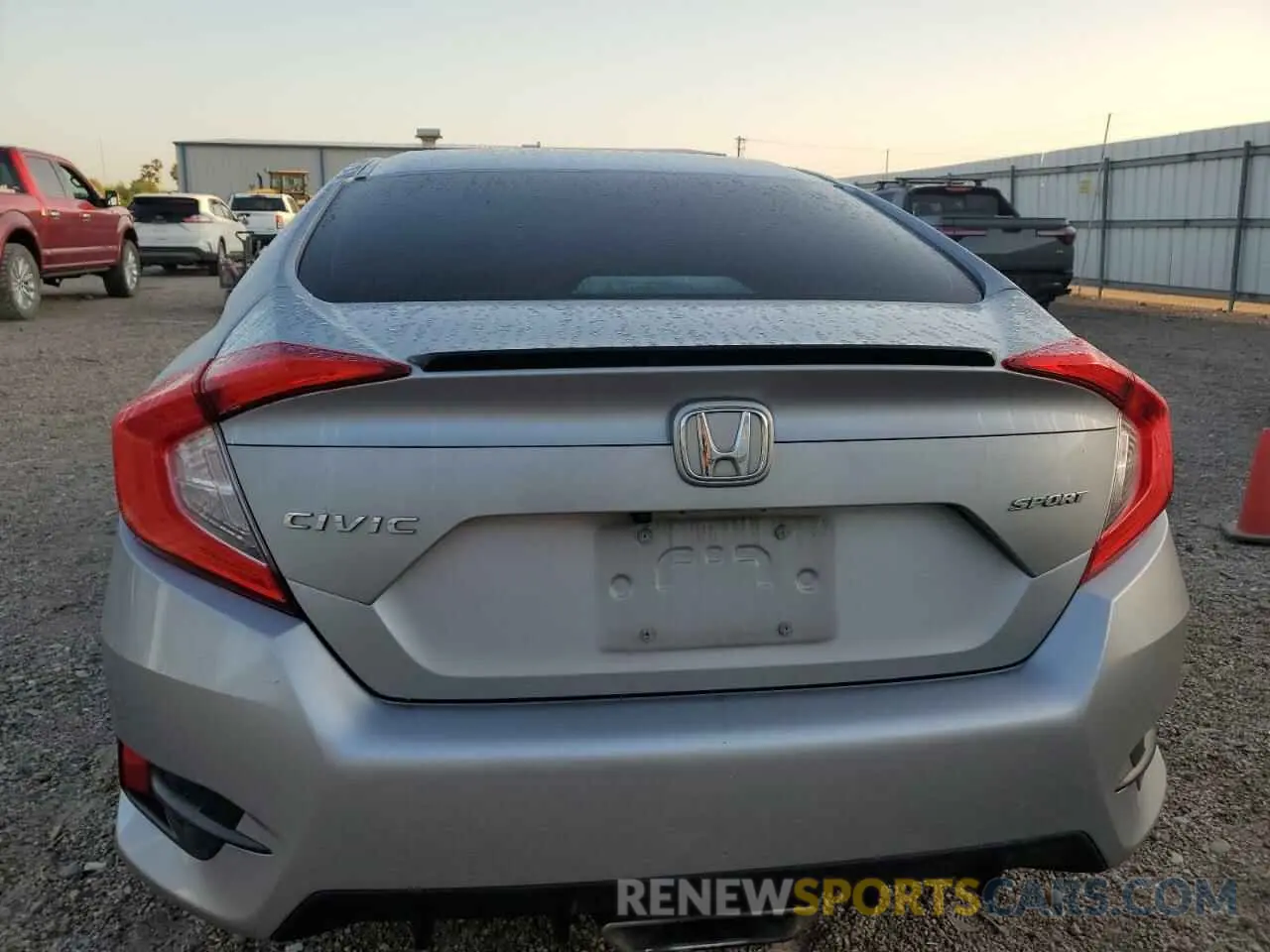 6 Photograph of a damaged car 2HGFC2F82LH580122 HONDA CIVIC 2020