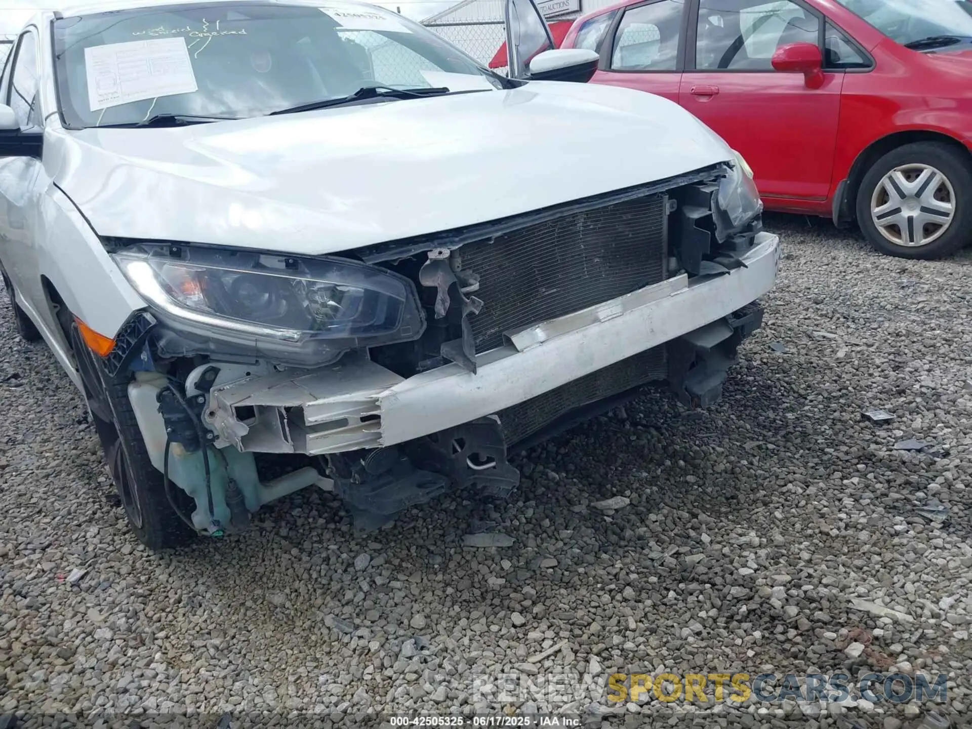 6 Photograph of a damaged car 2HGFC2F82LH581027 HONDA CIVIC 2020