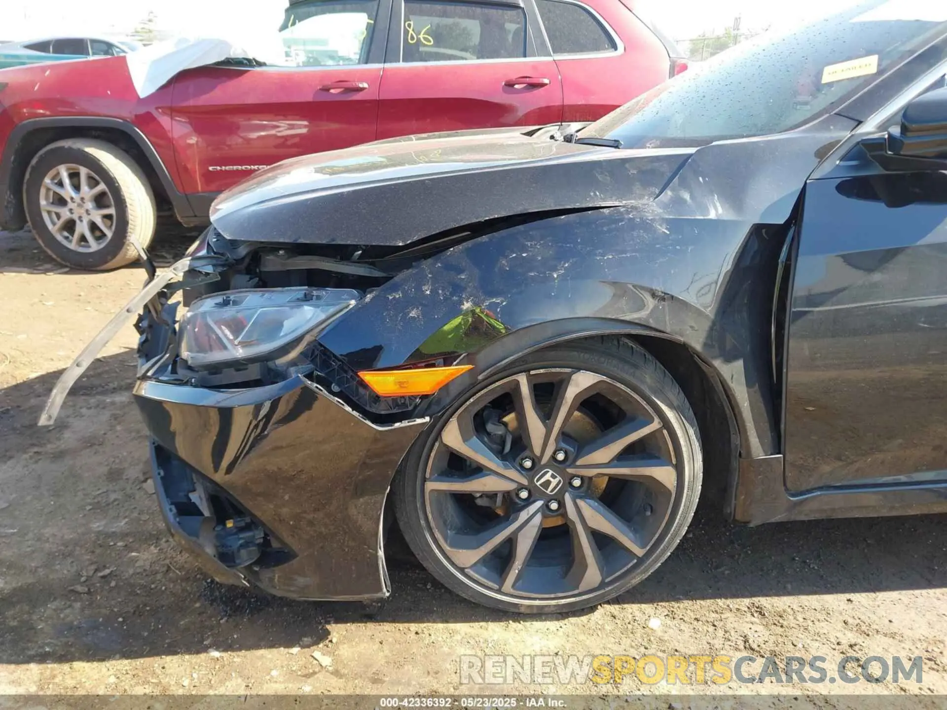 6 Photograph of a damaged car 2HGFC2F83LH502125 HONDA CIVIC 2020