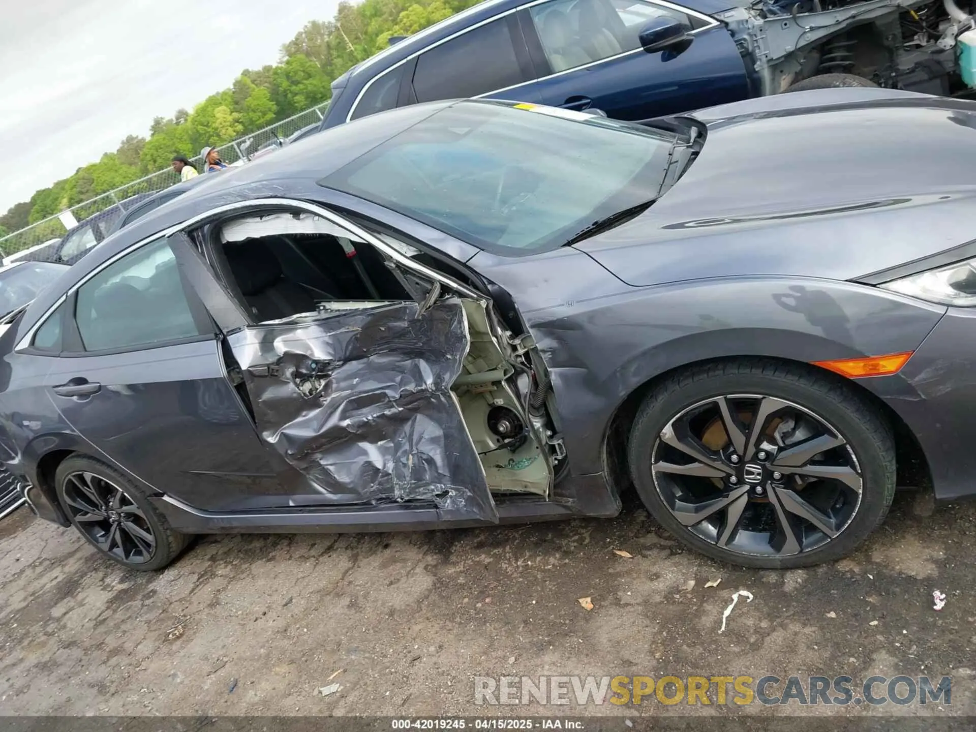 13 Photograph of a damaged car 2HGFC2F83LH514162 HONDA CIVIC 2020