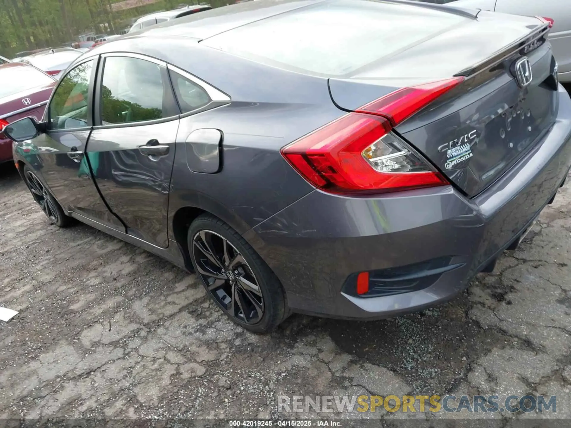 3 Photograph of a damaged car 2HGFC2F83LH514162 HONDA CIVIC 2020