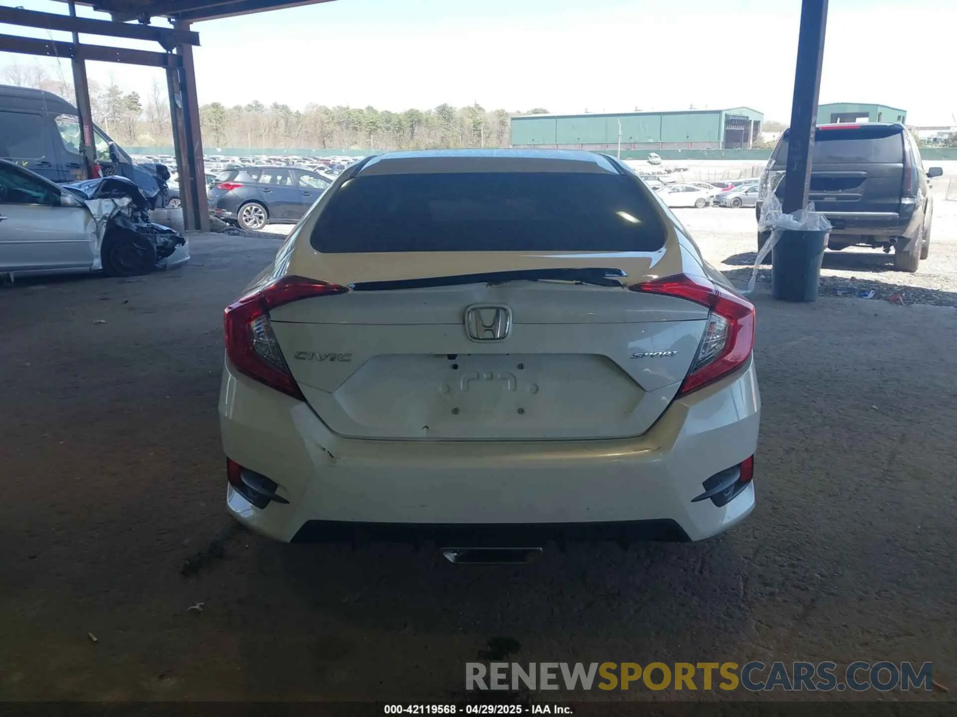 16 Photograph of a damaged car 2HGFC2F83LH522732 HONDA CIVIC 2020