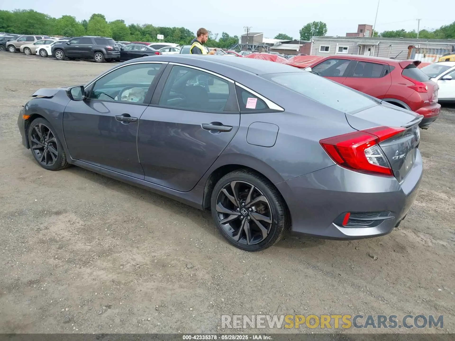 3 Photograph of a damaged car 2HGFC2F83LH528658 HONDA CIVIC 2020