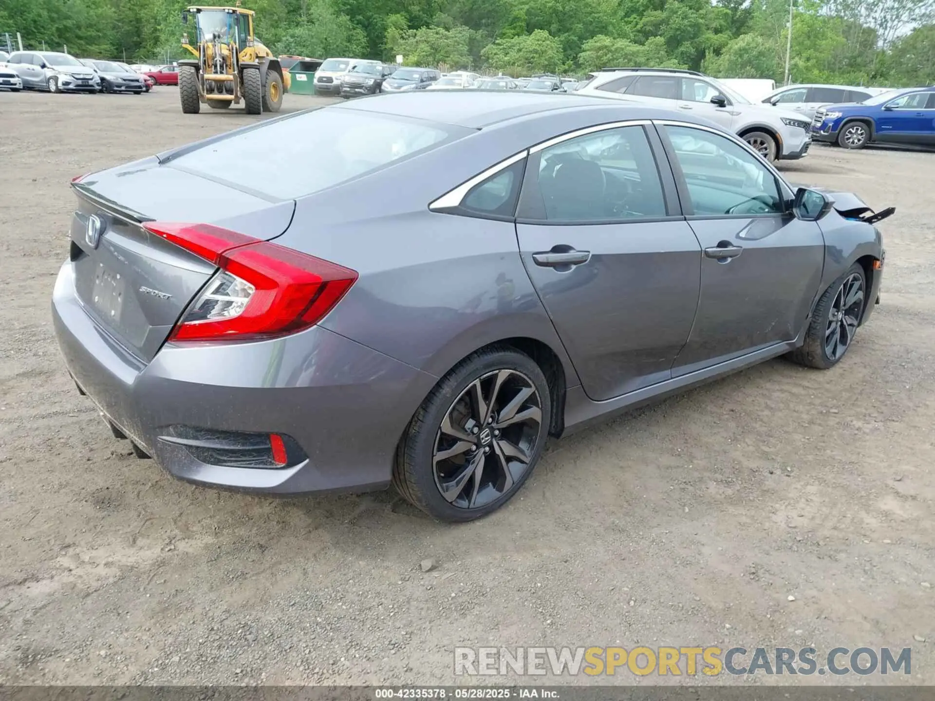 4 Photograph of a damaged car 2HGFC2F83LH528658 HONDA CIVIC 2020