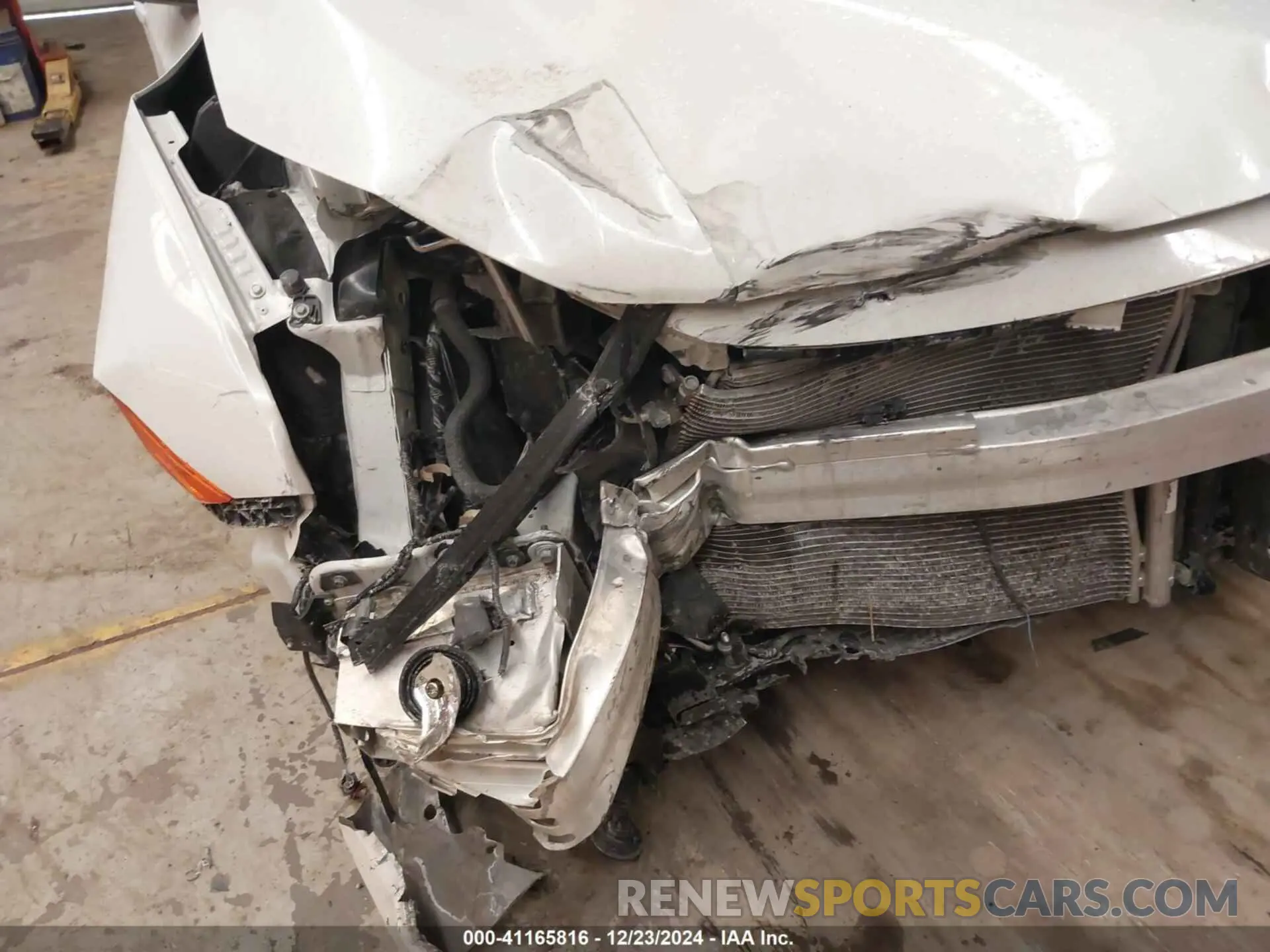6 Photograph of a damaged car 2HGFC2F83LH530202 HONDA CIVIC 2020