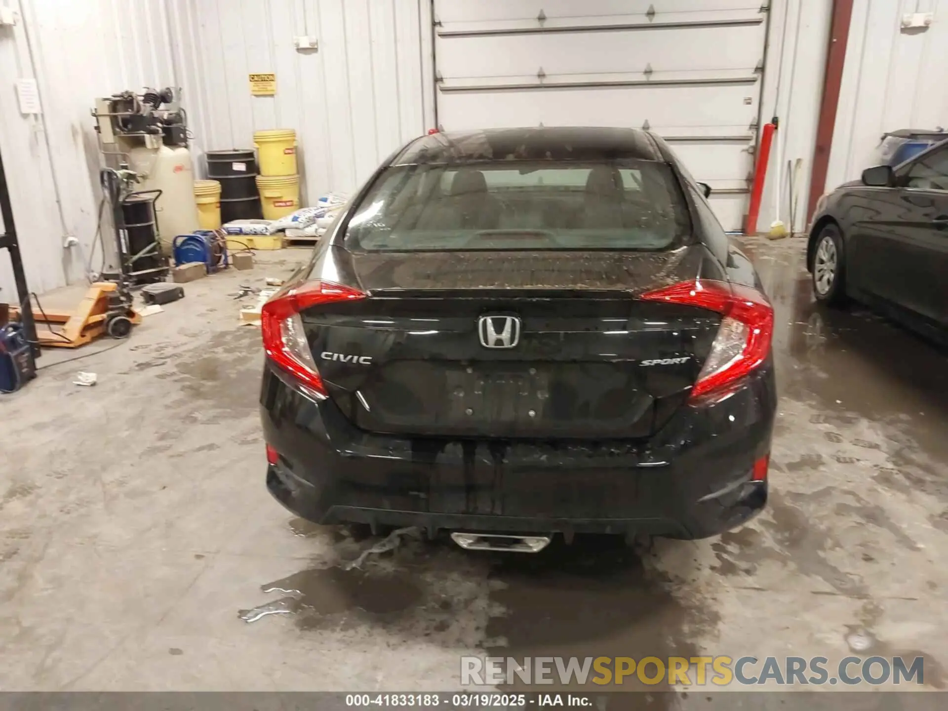 17 Photograph of a damaged car 2HGFC2F83LH569159 HONDA CIVIC 2020