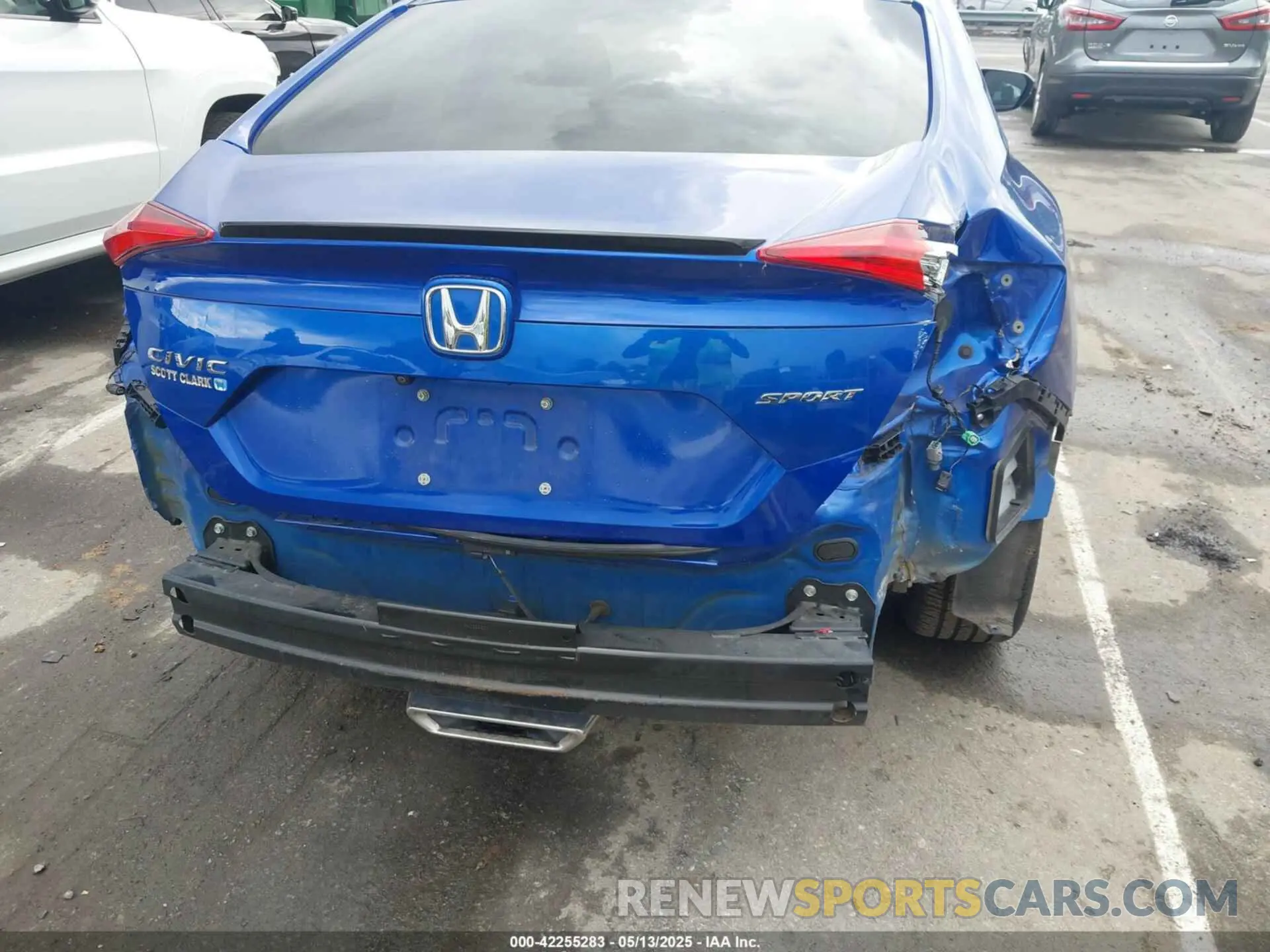 6 Photograph of a damaged car 2HGFC2F83LH571817 HONDA CIVIC 2020