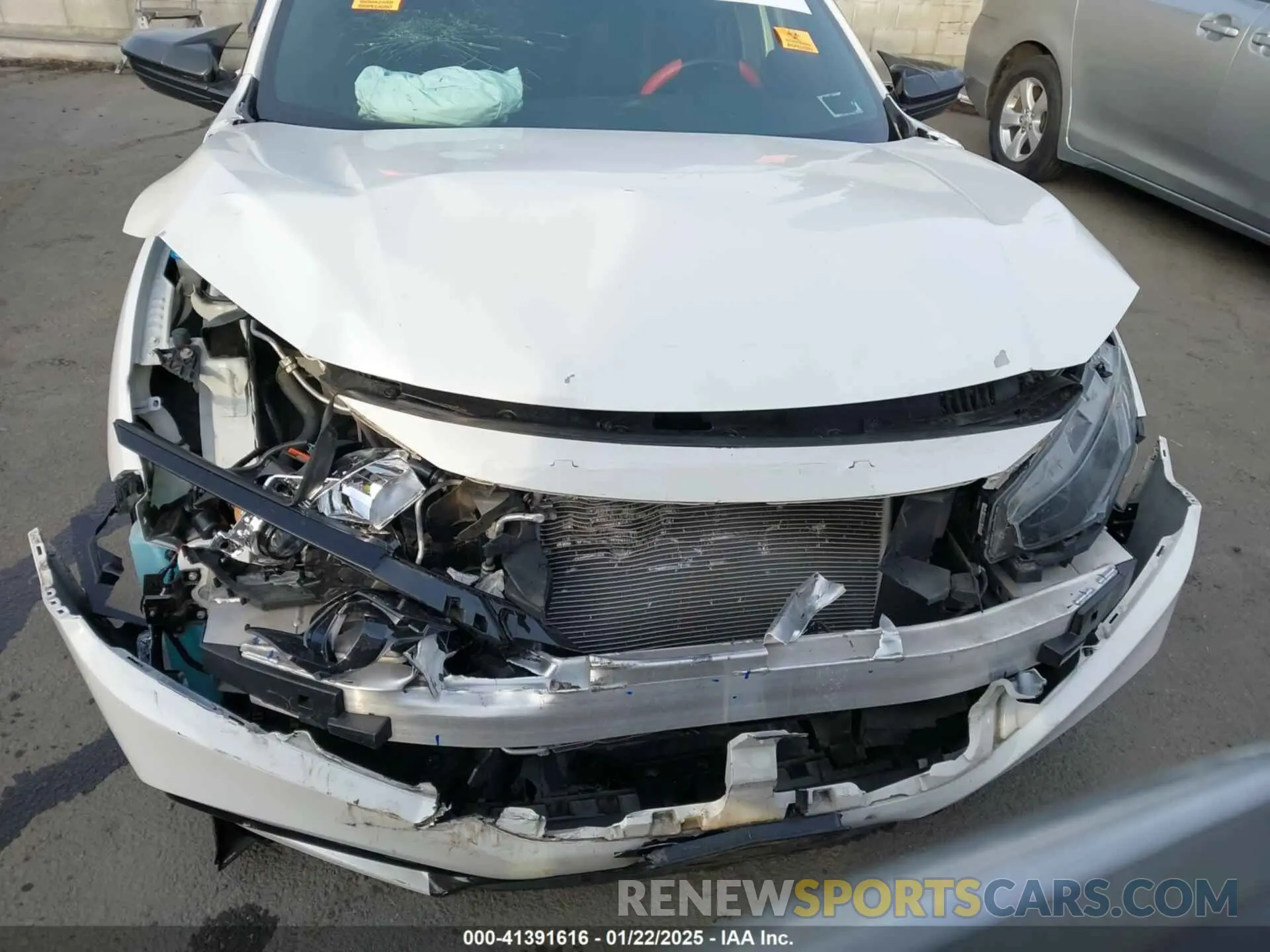 6 Photograph of a damaged car 2HGFC2F84LH501789 HONDA CIVIC 2020