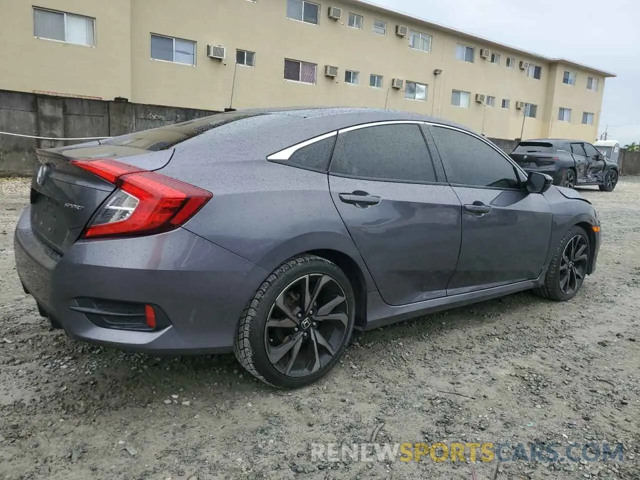 3 Photograph of a damaged car 2HGFC2F84LH528006 HONDA CIVIC 2020