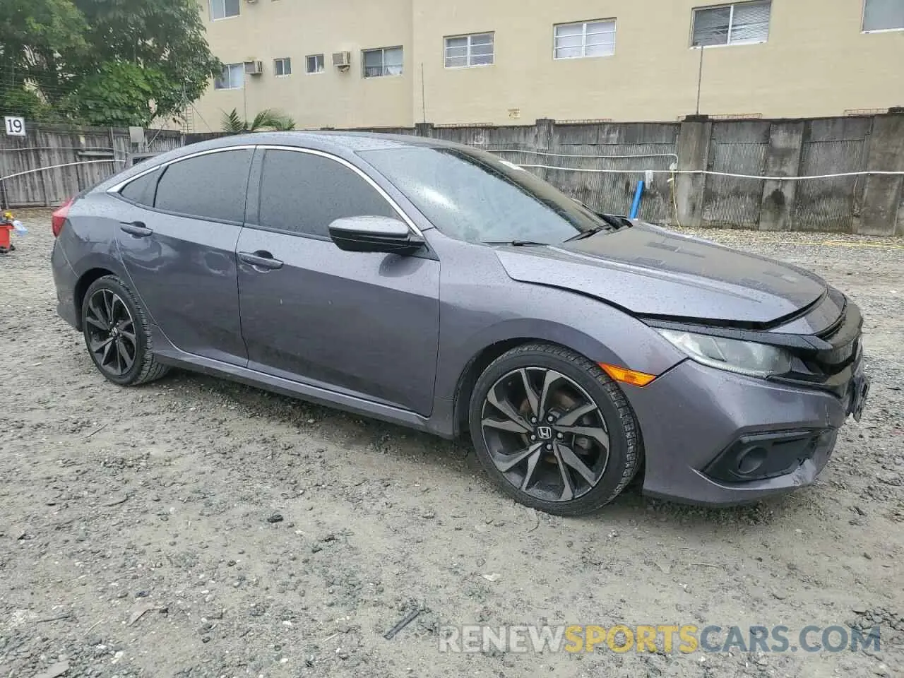 4 Photograph of a damaged car 2HGFC2F84LH528006 HONDA CIVIC 2020