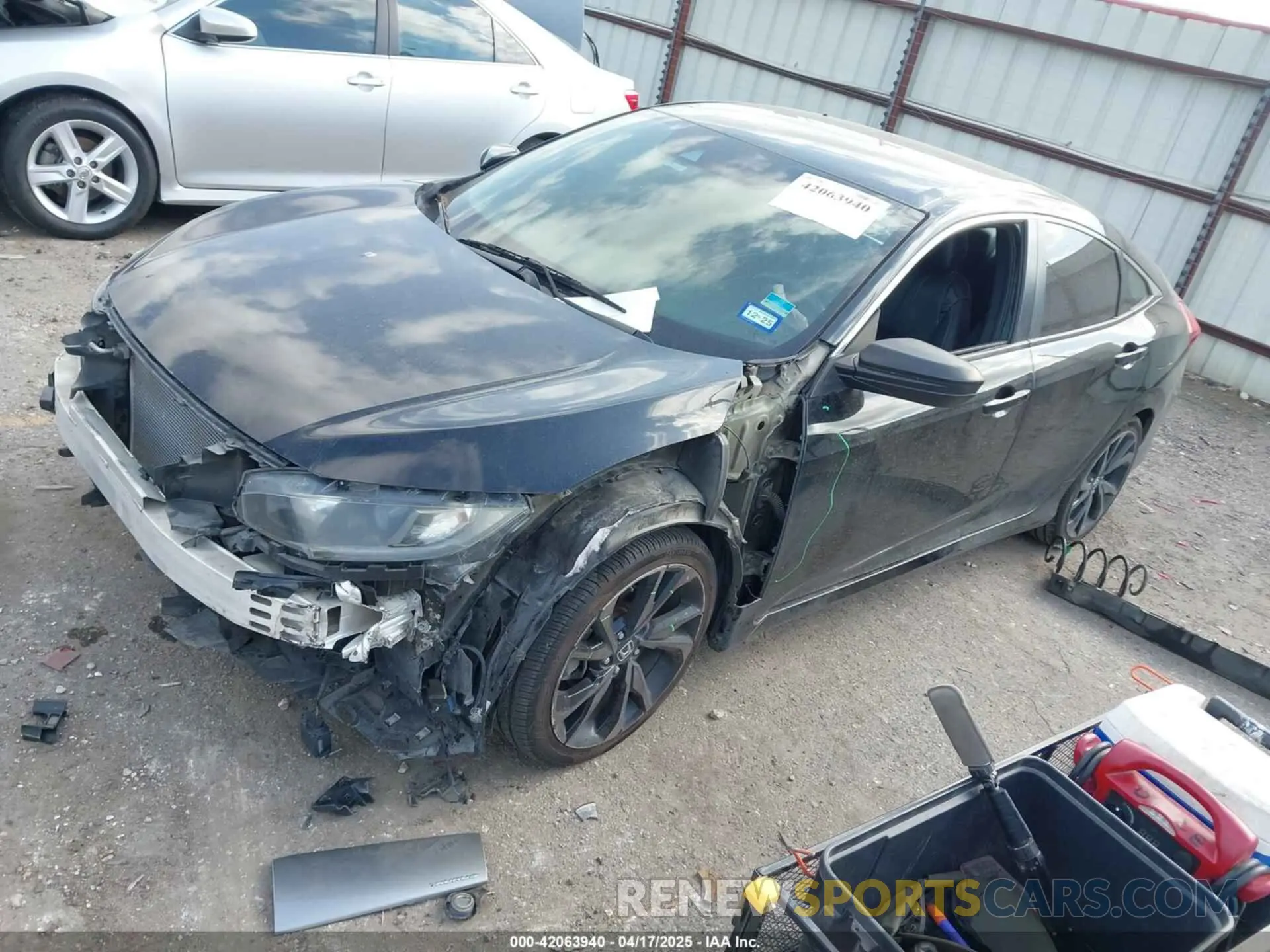 2 Photograph of a damaged car 2HGFC2F84LH556503 HONDA CIVIC 2020