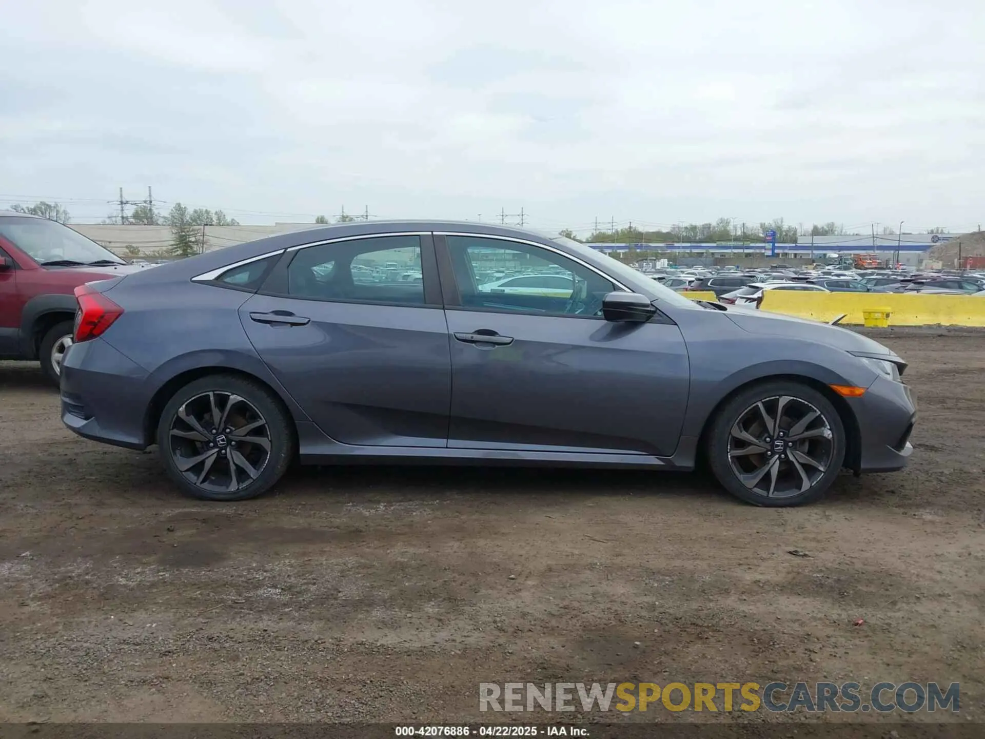 13 Photograph of a damaged car 2HGFC2F84LH571051 HONDA CIVIC 2020