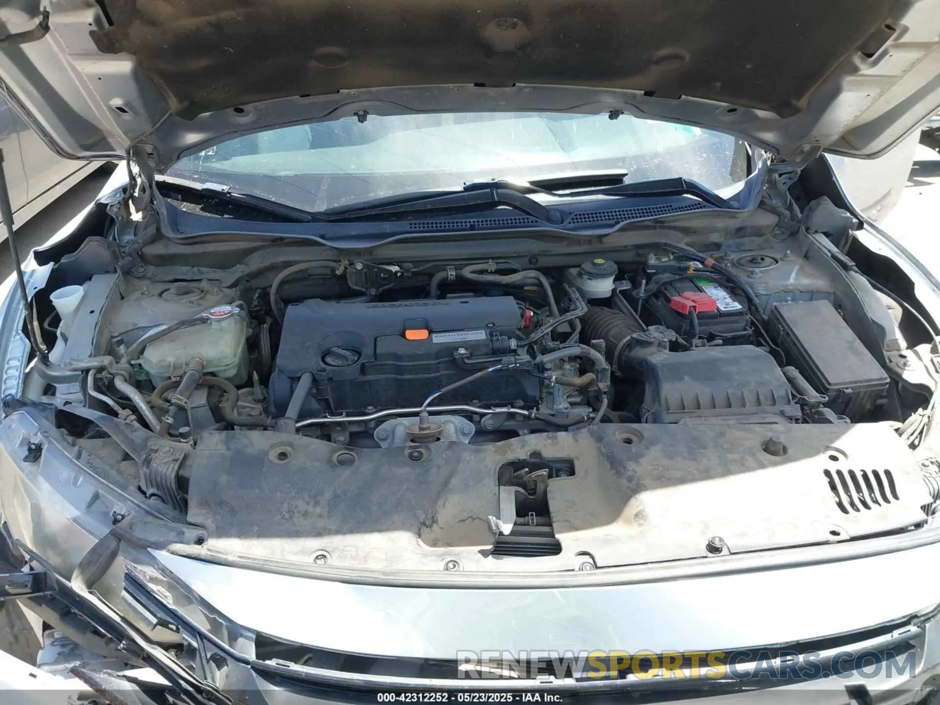 10 Photograph of a damaged car 2HGFC2F85LH525583 HONDA CIVIC 2020