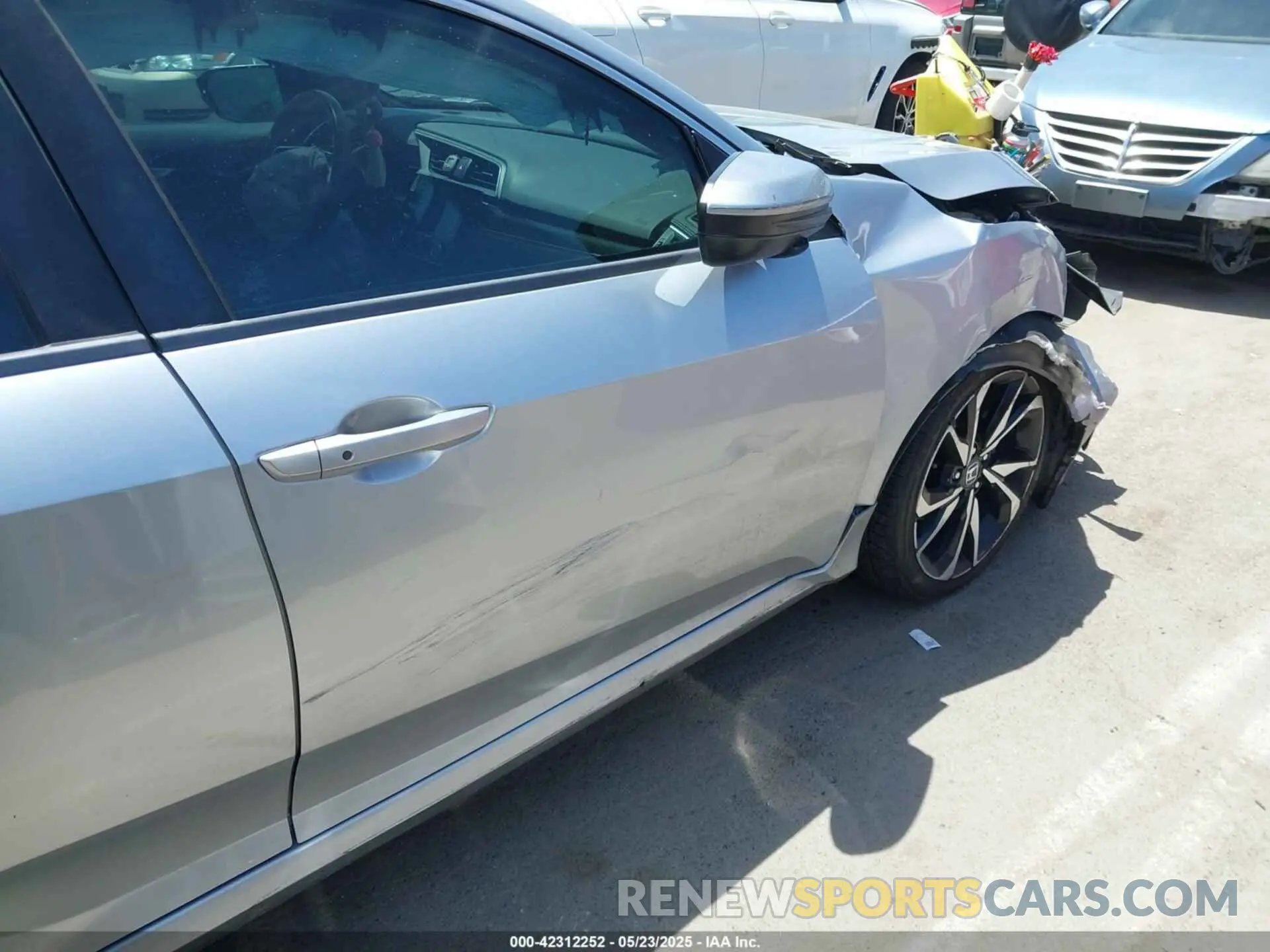 20 Photograph of a damaged car 2HGFC2F85LH525583 HONDA CIVIC 2020