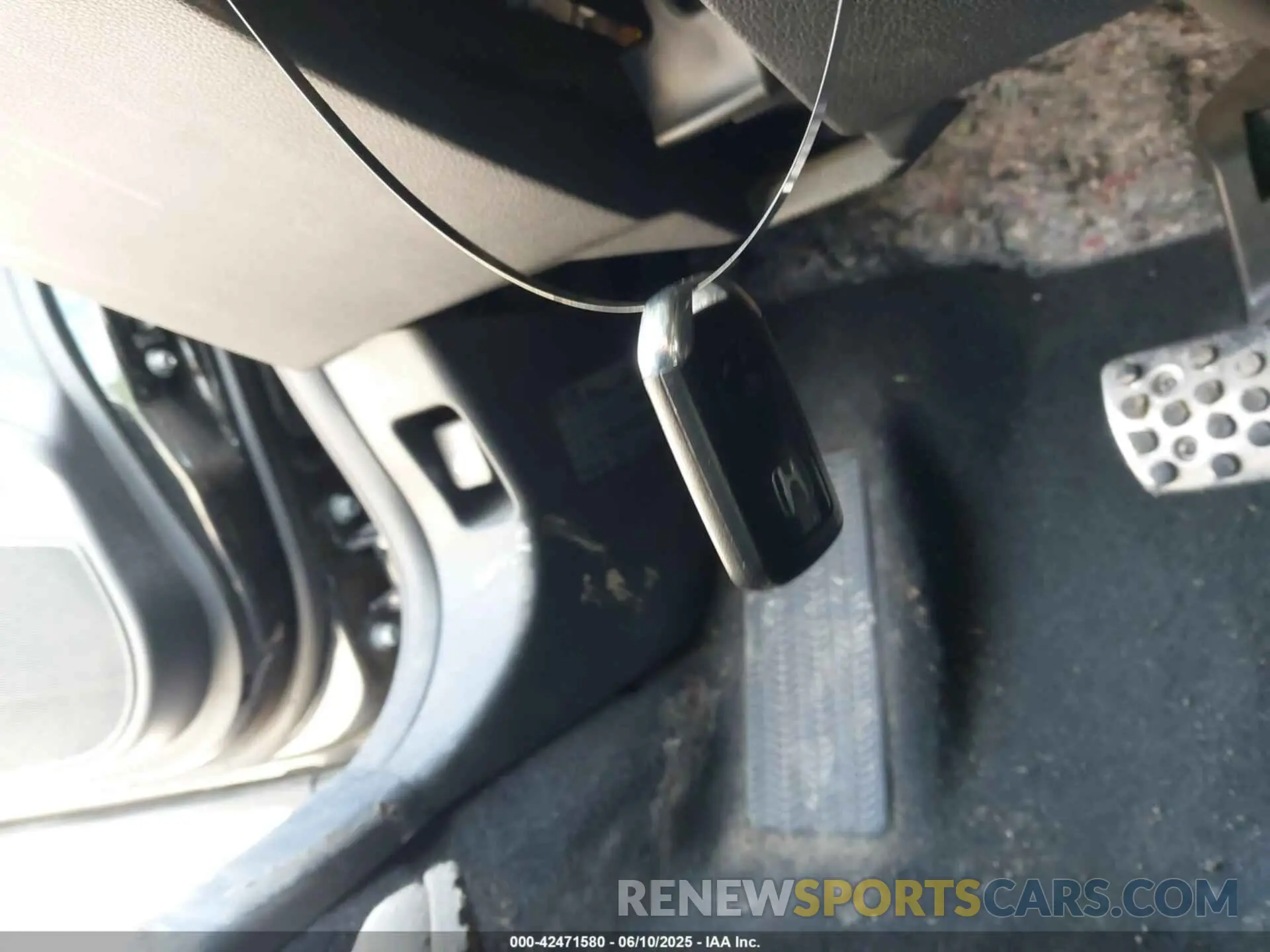 11 Photograph of a damaged car 2HGFC2F85LH525986 HONDA CIVIC 2020