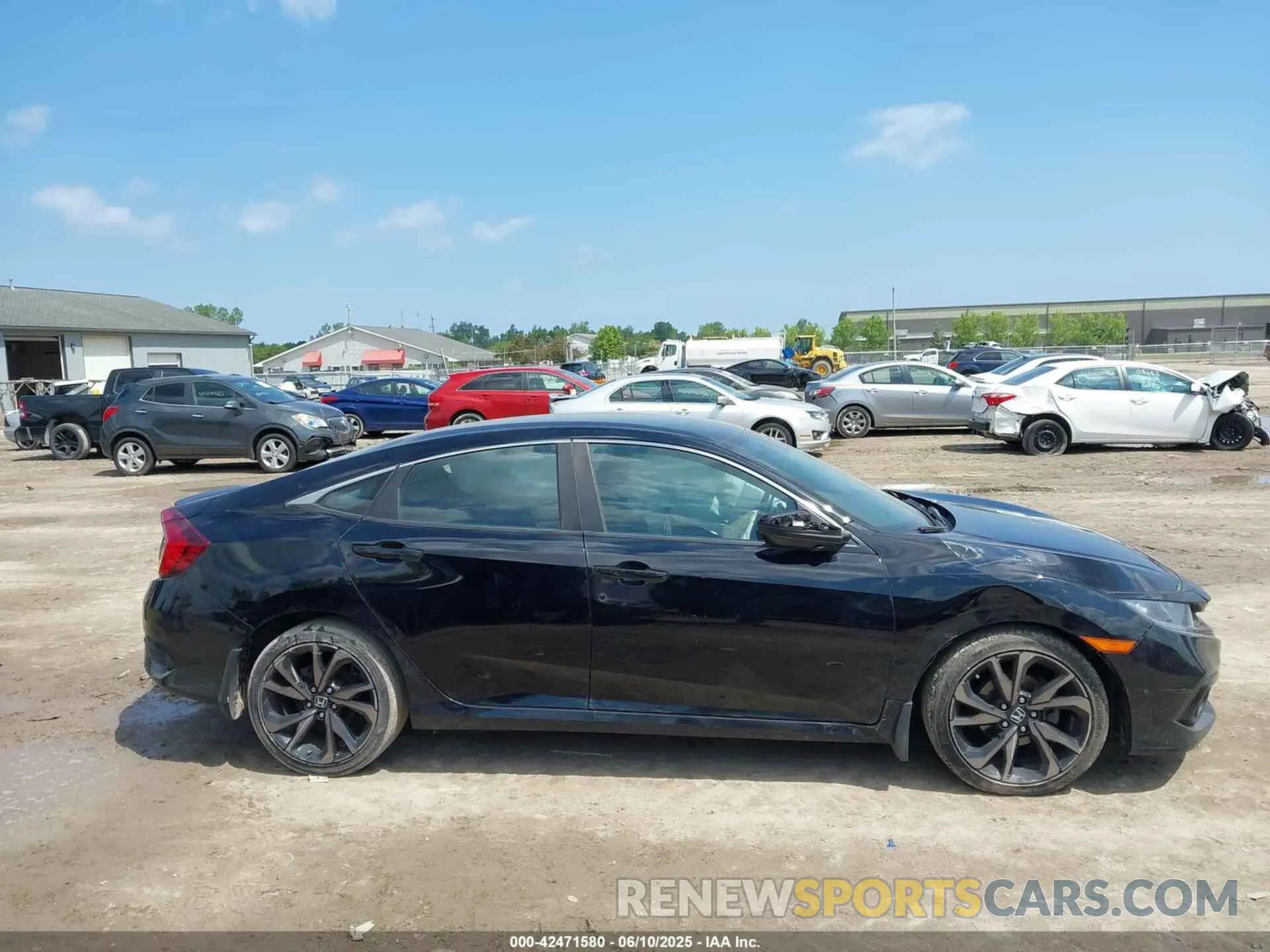 13 Photograph of a damaged car 2HGFC2F85LH525986 HONDA CIVIC 2020