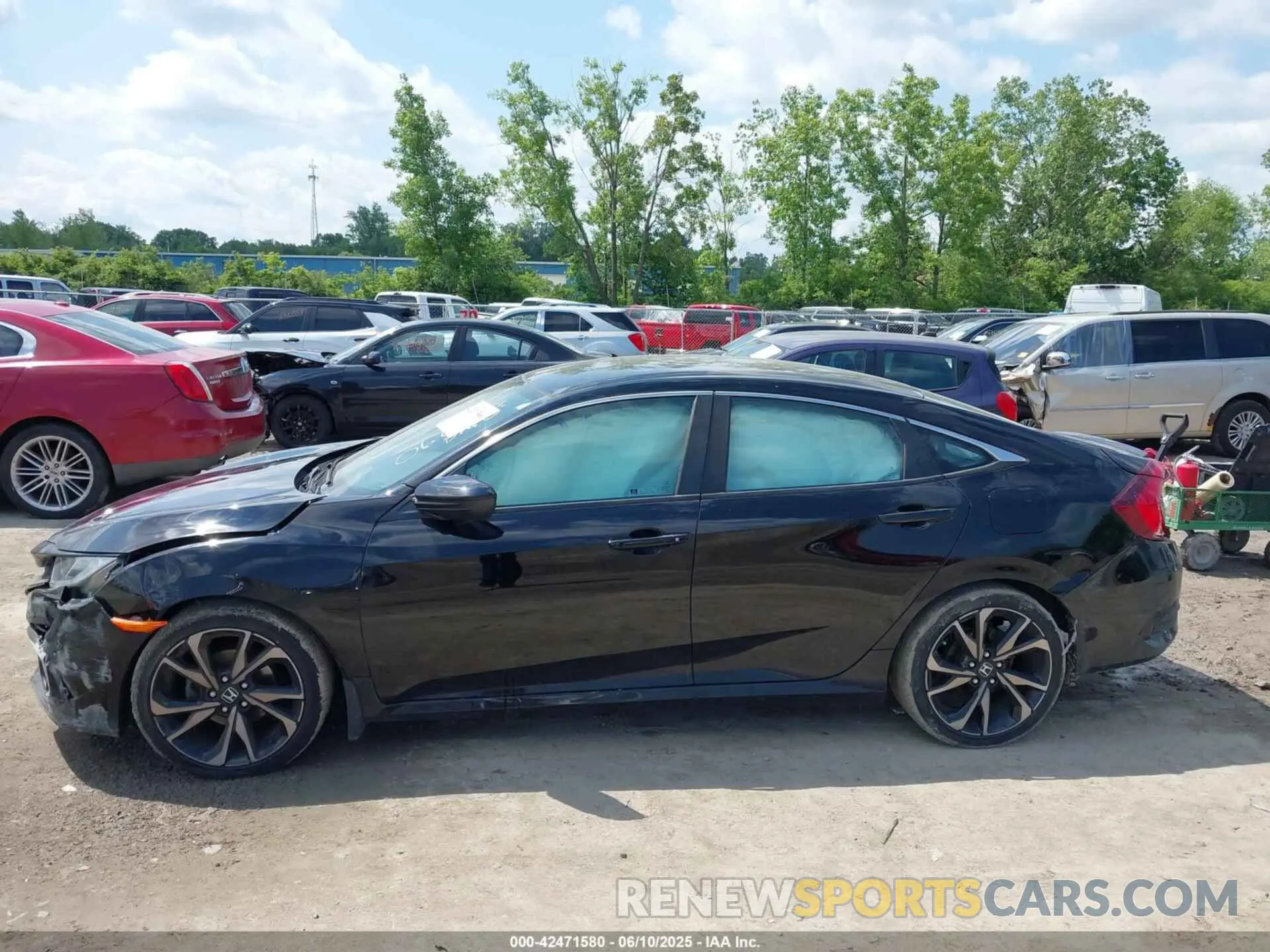 14 Photograph of a damaged car 2HGFC2F85LH525986 HONDA CIVIC 2020