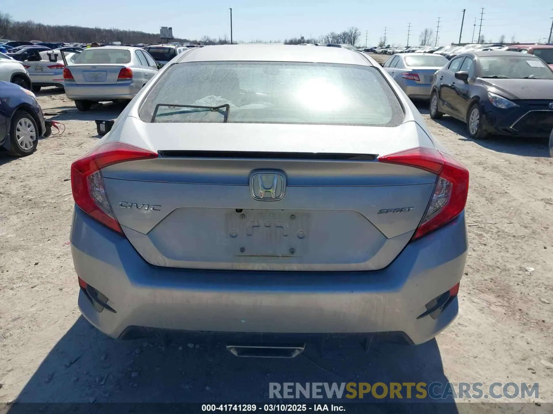 16 Photograph of a damaged car 2HGFC2F85LH559264 HONDA CIVIC 2020