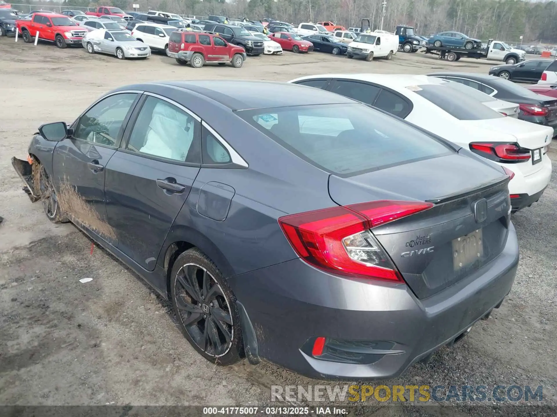 3 Photograph of a damaged car 2HGFC2F85LH568613 HONDA CIVIC 2020