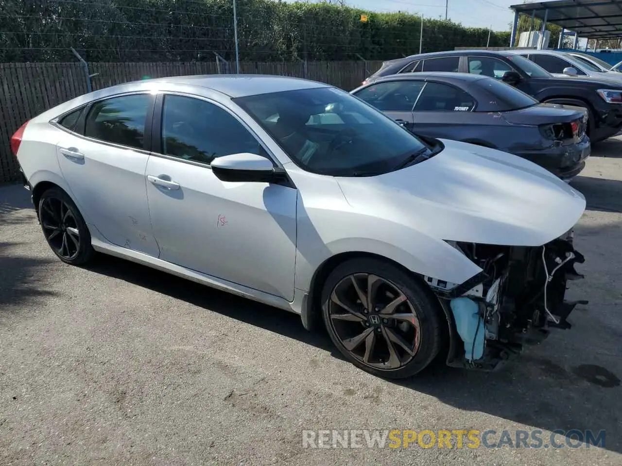 4 Photograph of a damaged car 2HGFC2F85LH572323 HONDA CIVIC 2020