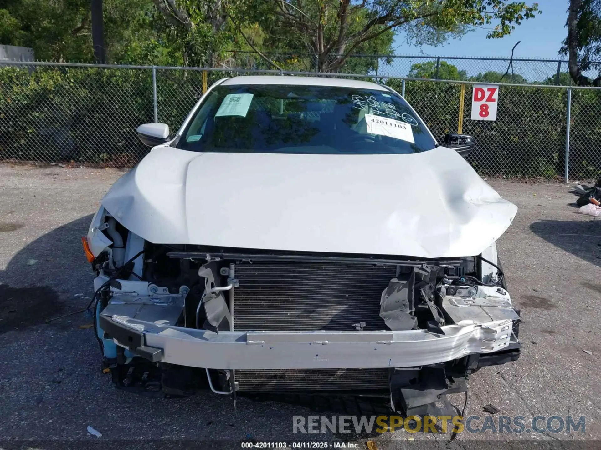 13 Photograph of a damaged car 2HGFC2F85LH584276 HONDA CIVIC 2020