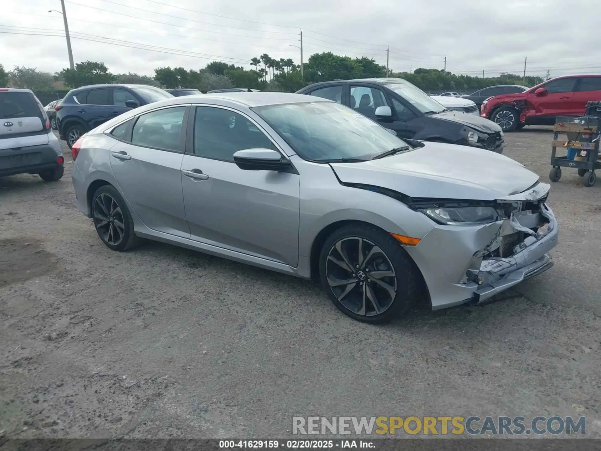1 Photograph of a damaged car 2HGFC2F85LH587100 HONDA CIVIC 2020