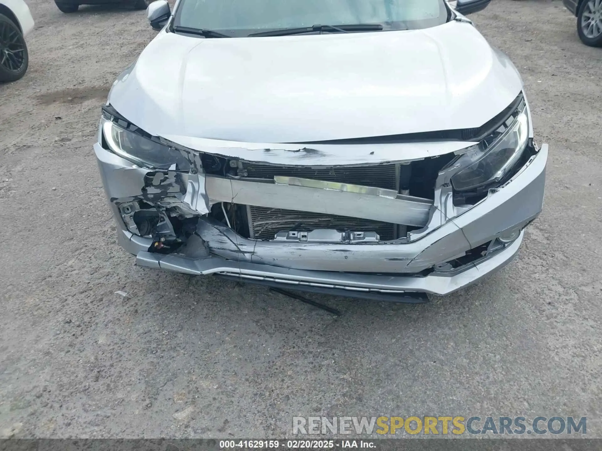 6 Photograph of a damaged car 2HGFC2F85LH587100 HONDA CIVIC 2020