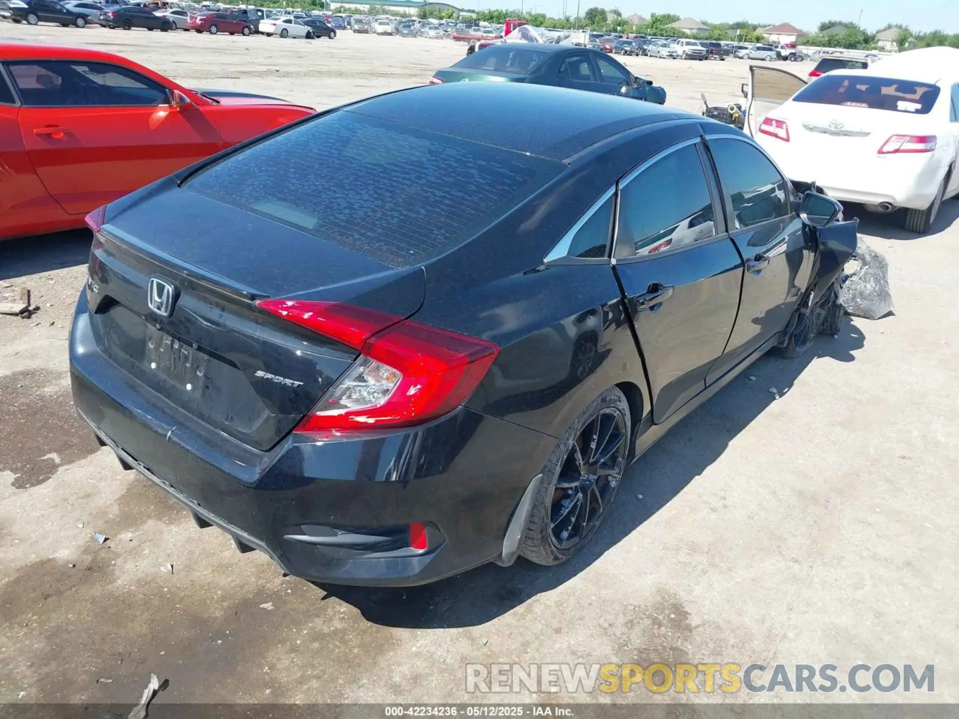 4 Photograph of a damaged car 2HGFC2F85LH593673 HONDA CIVIC 2020