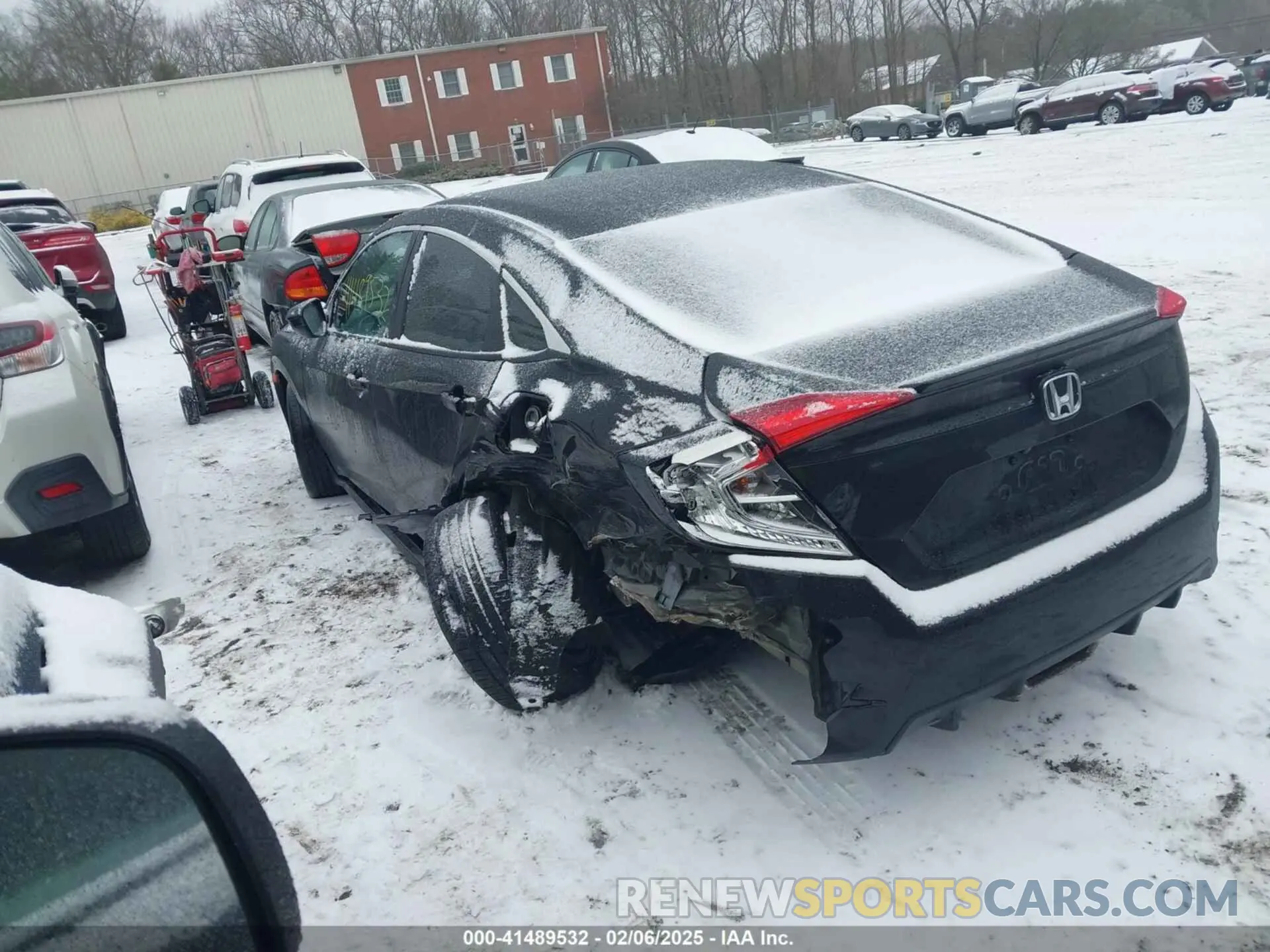 3 Photograph of a damaged car 2HGFC2F86LH535118 HONDA CIVIC 2020