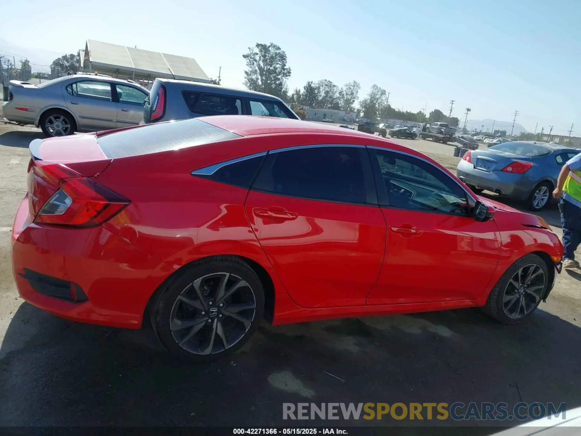 14 Photograph of a damaged car 2HGFC2F86LH569835 HONDA CIVIC 2020